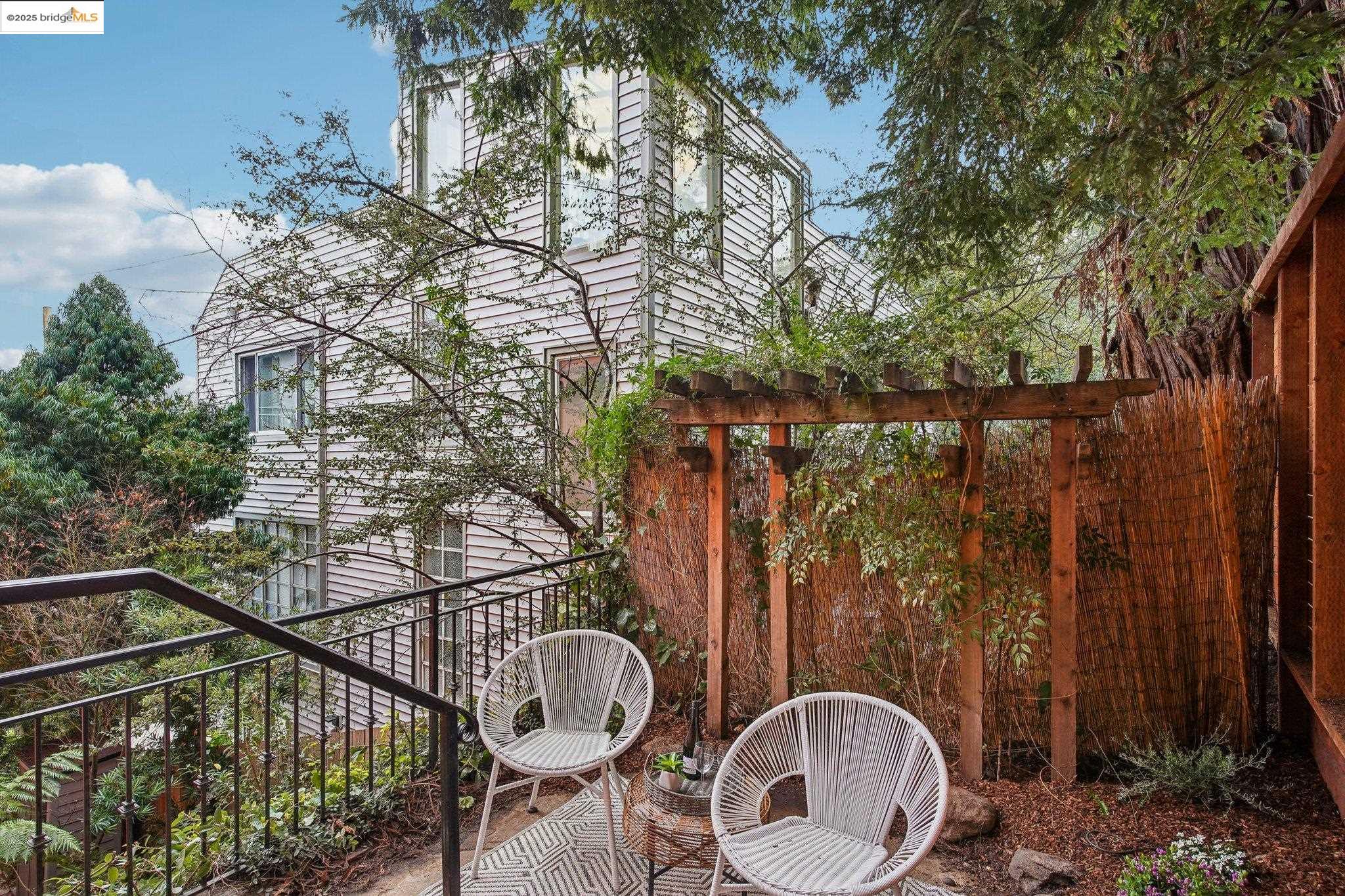 1628 Euclid Ave, Berkeley