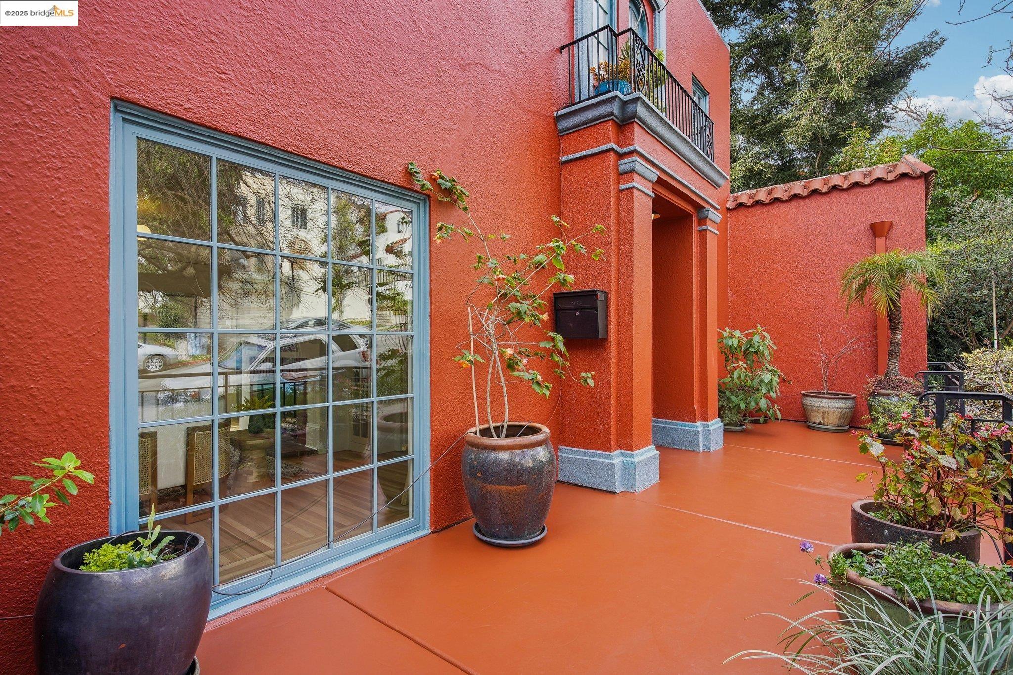 1628 Euclid Ave, Berkeley