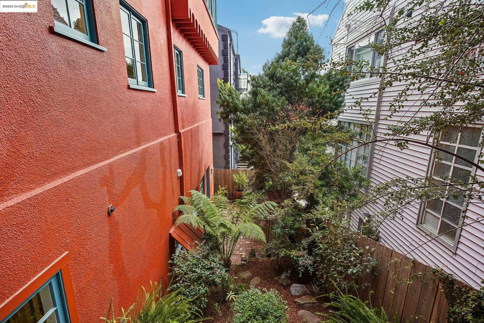 1628 Euclid Ave, Berkeley