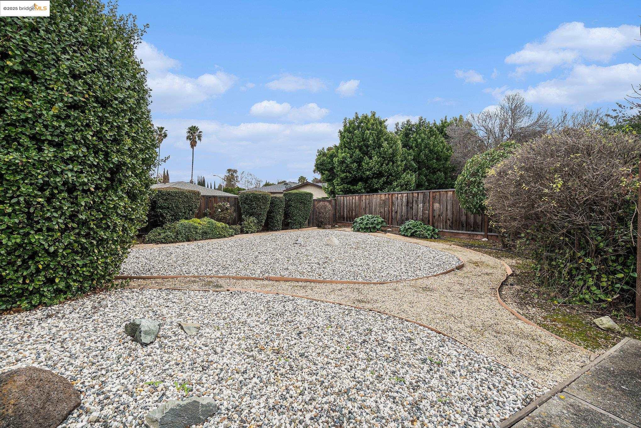 1111 San Jose Dr, Antioch