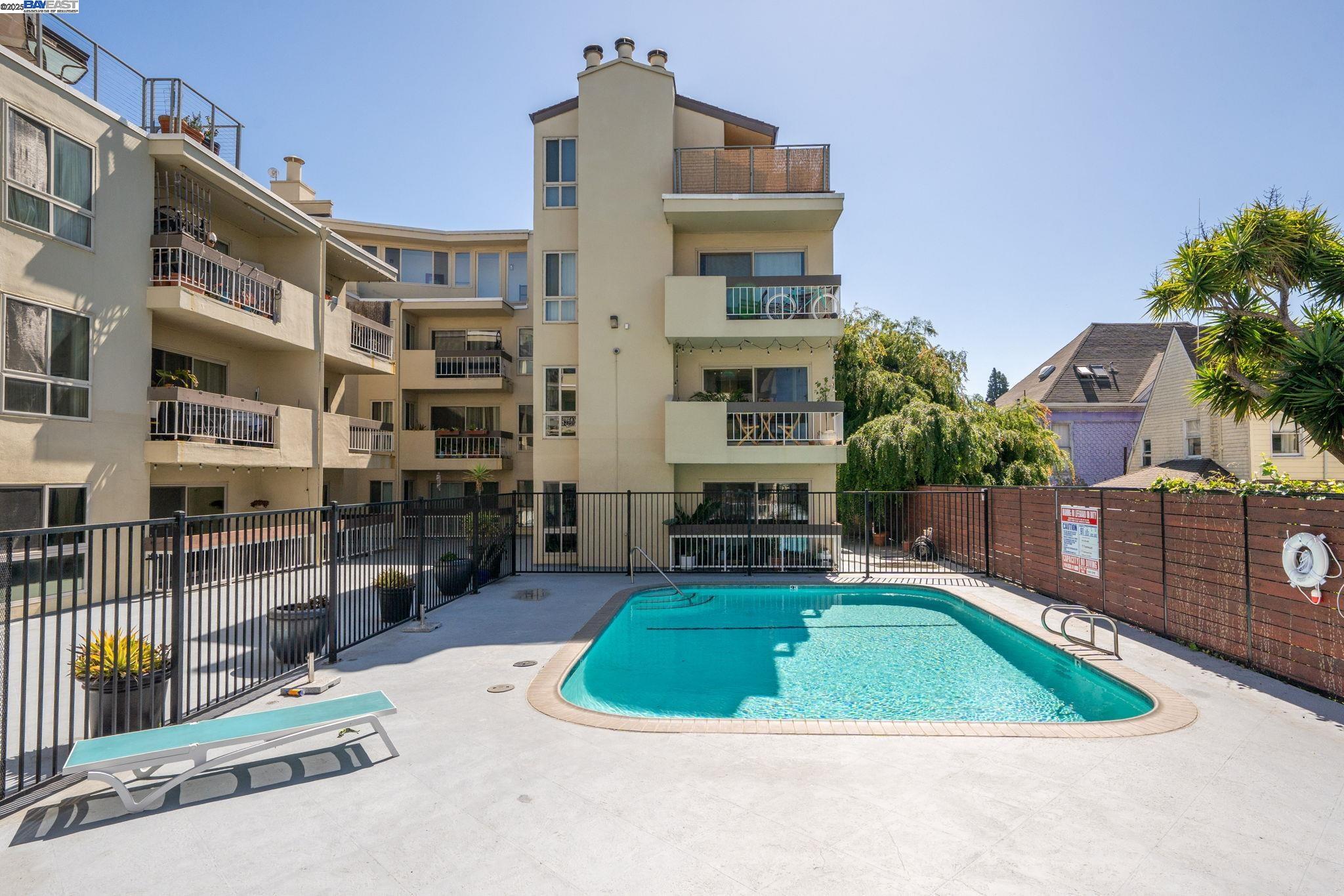 77 Fairmount Ave # 114, Oakland Unit: 114