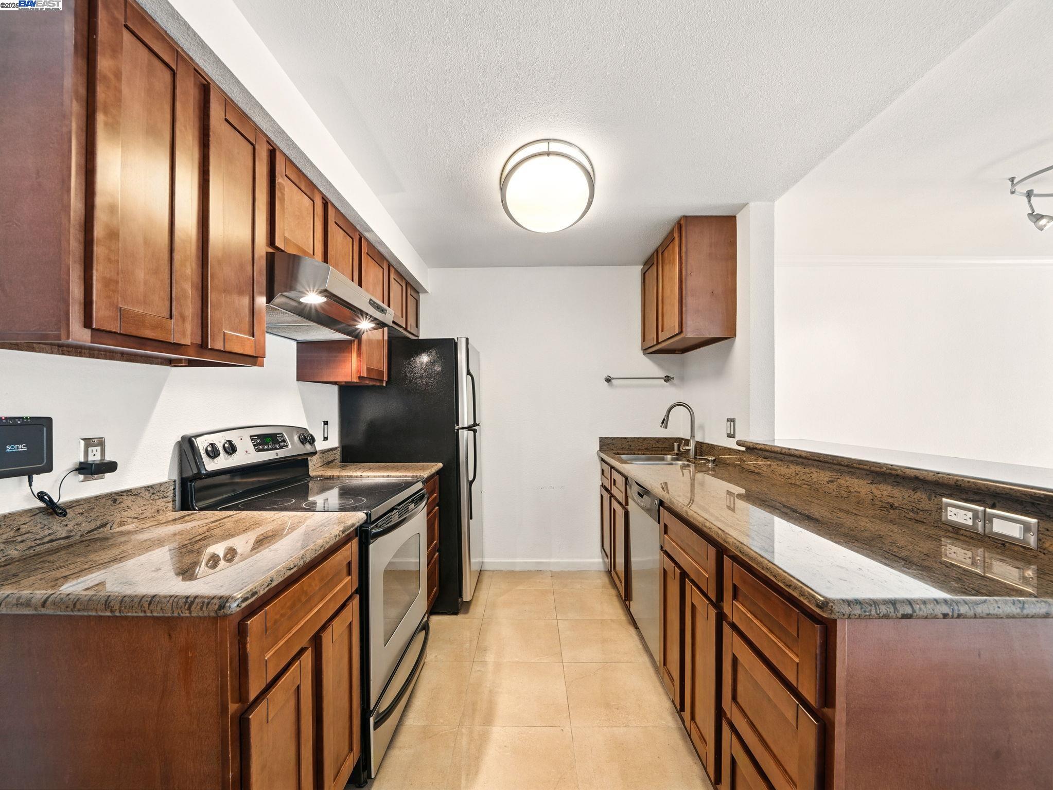 77 Fairmount Ave # 114, Oakland Unit: 114