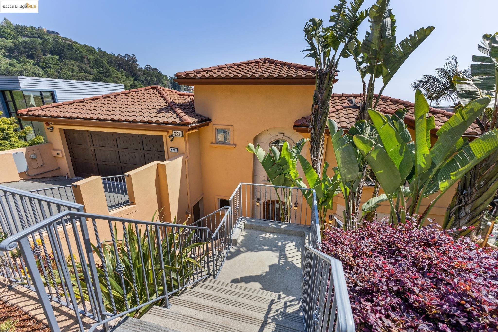 530 Gravatt Dr