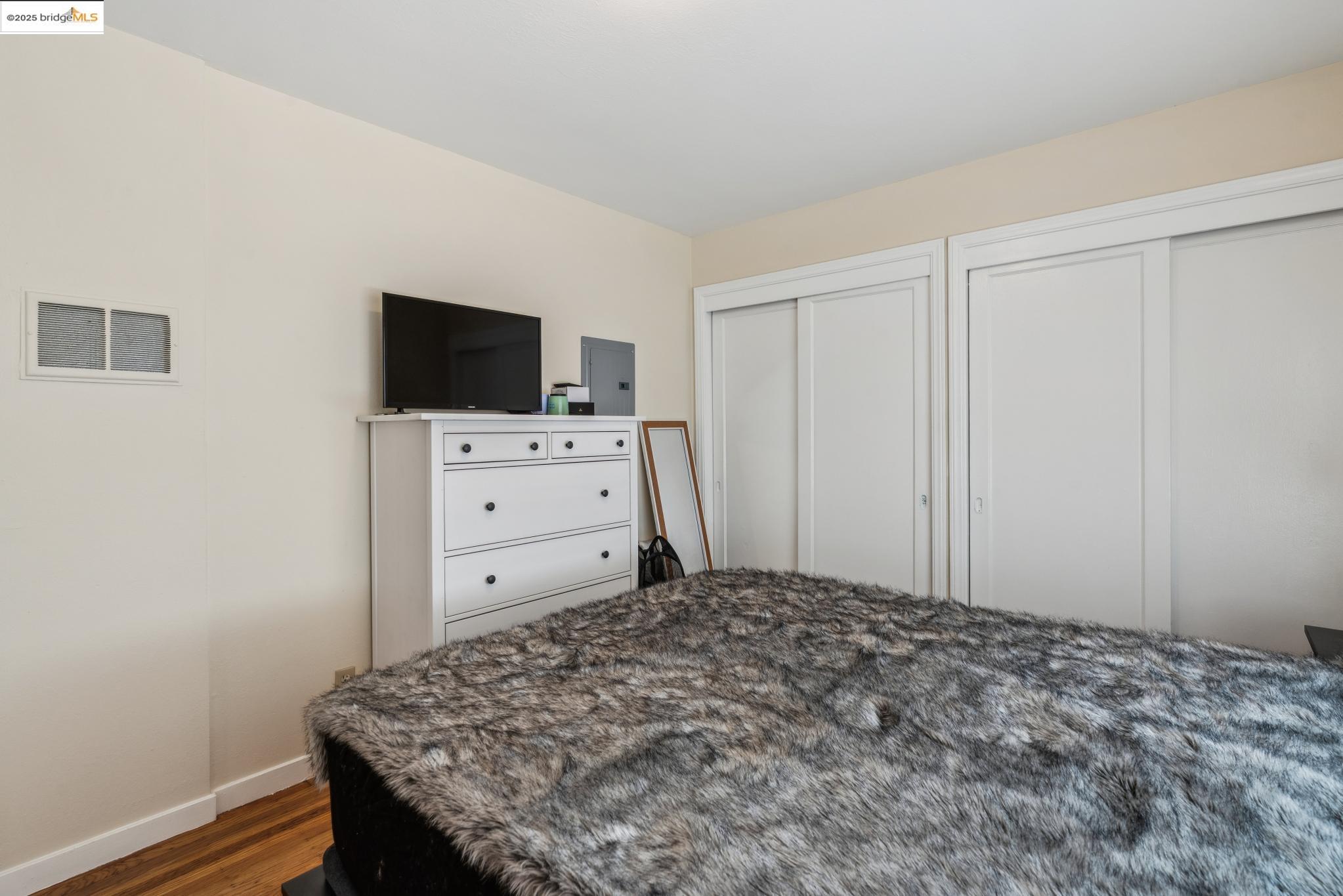 688 Alcatraz Ave