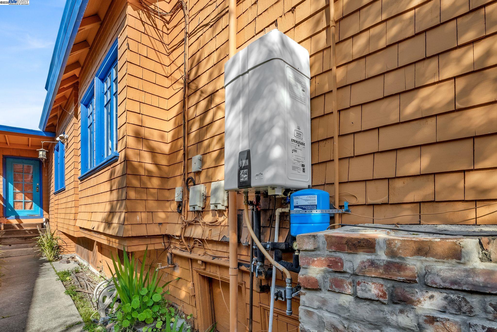 225-227 Orange Street