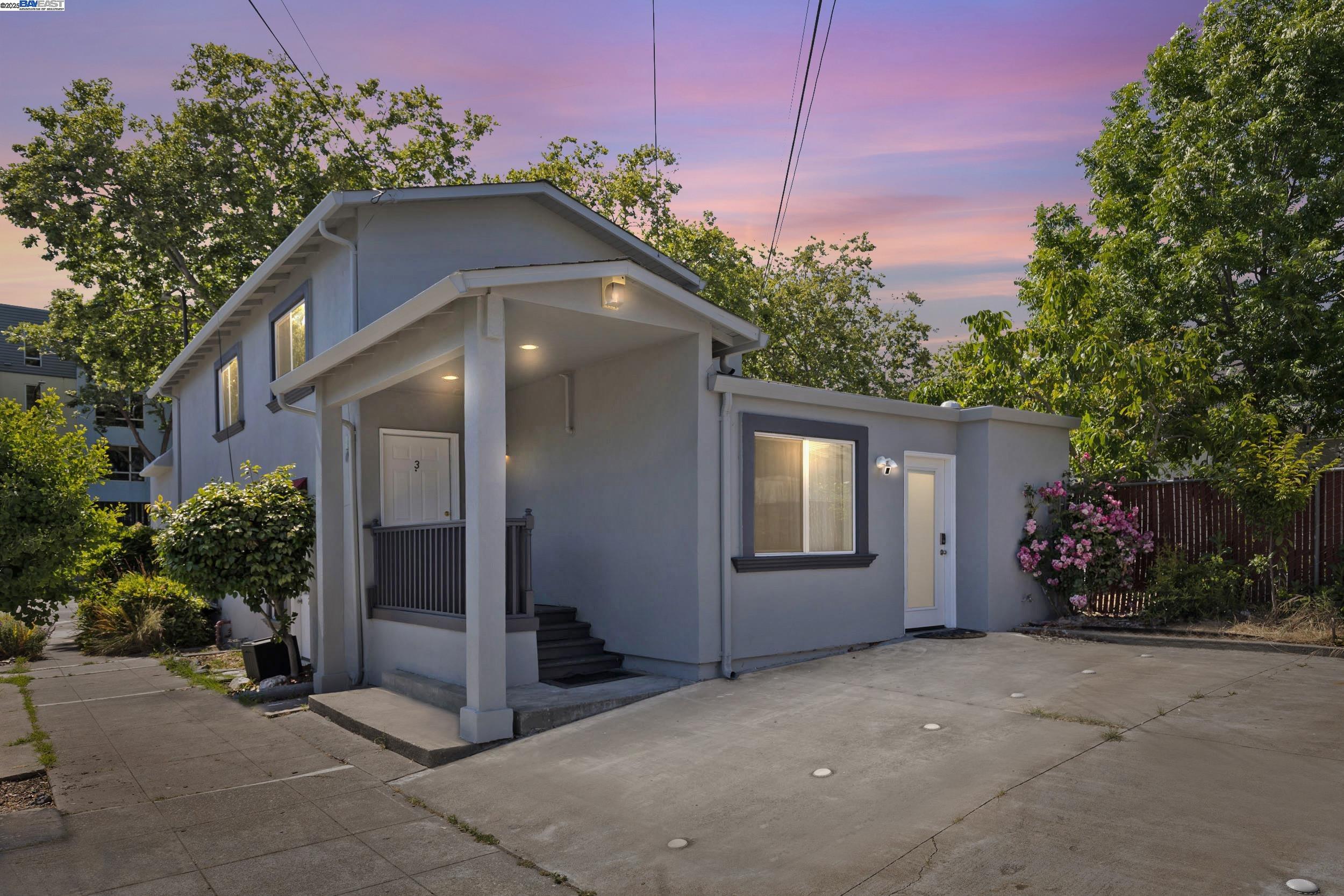 2649 San Pablo Ave # 3