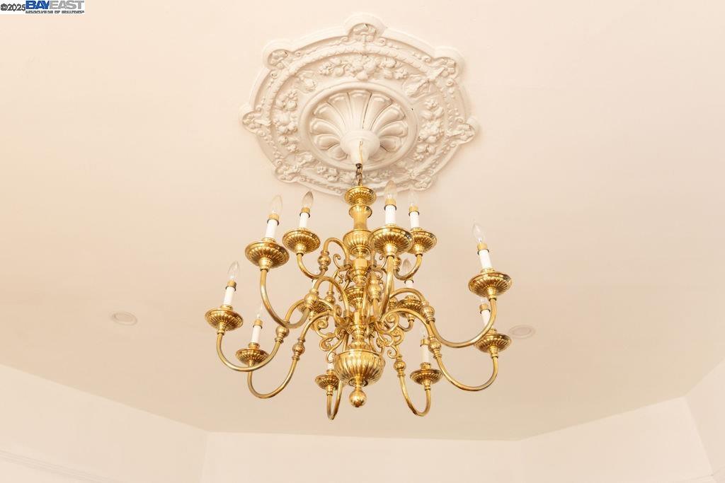 1709 Myrtle St, Oakland