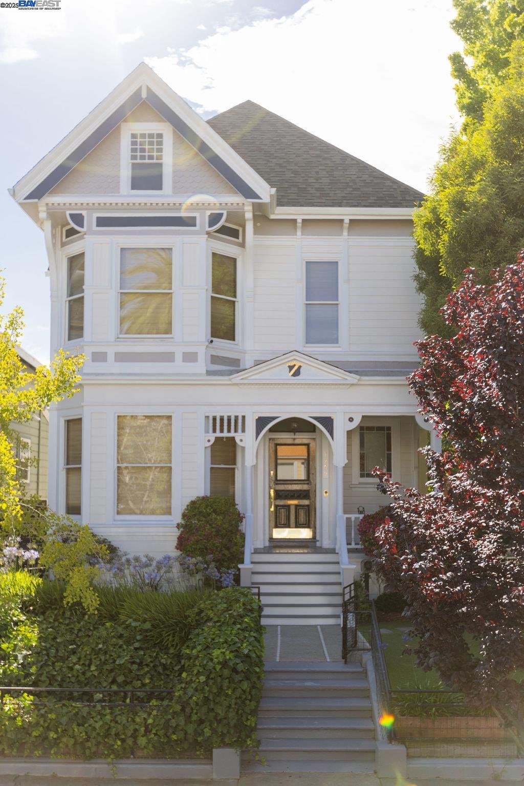 1709 Myrtle St, Oakland