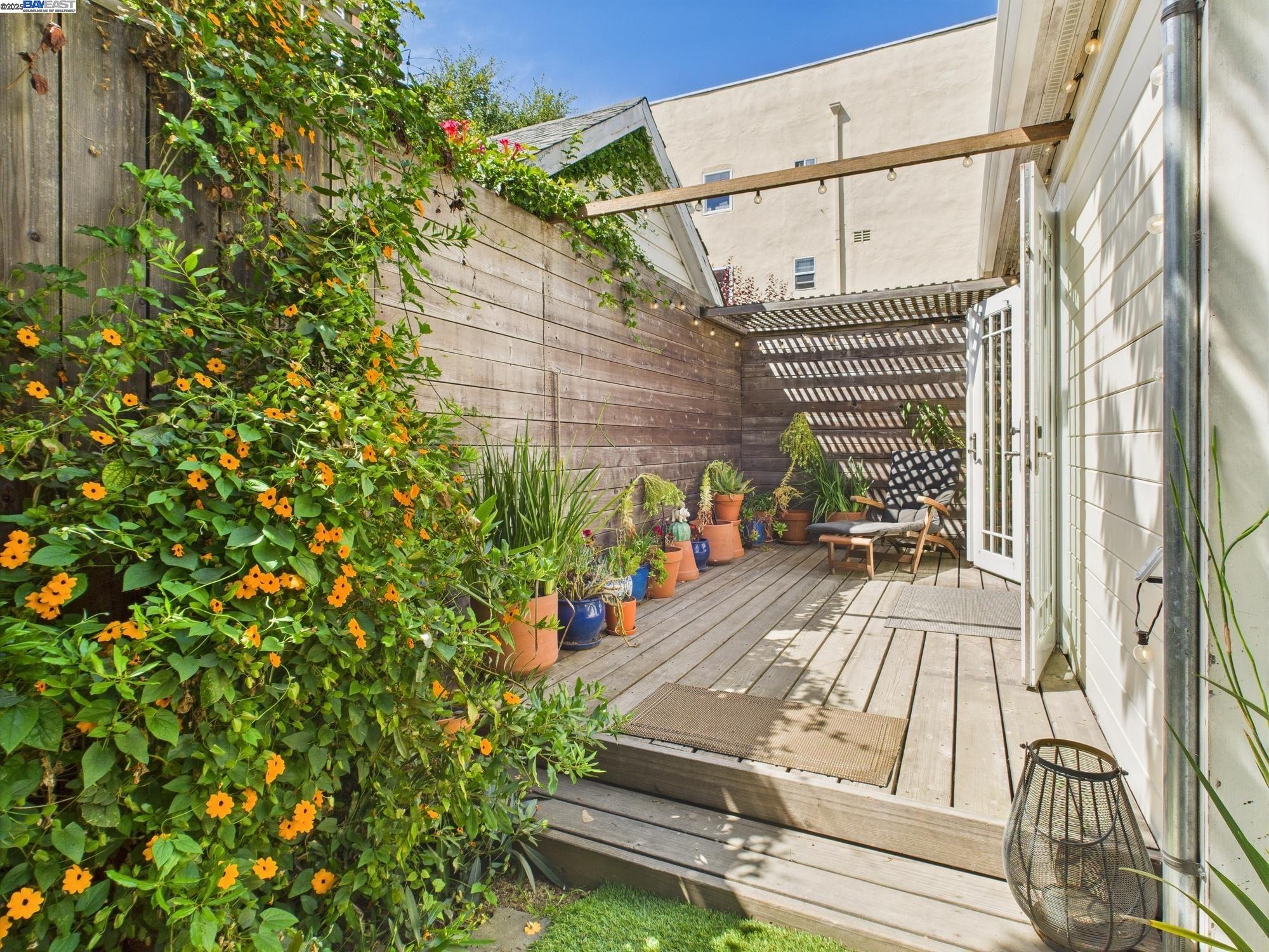 1709 Myrtle St, Oakland