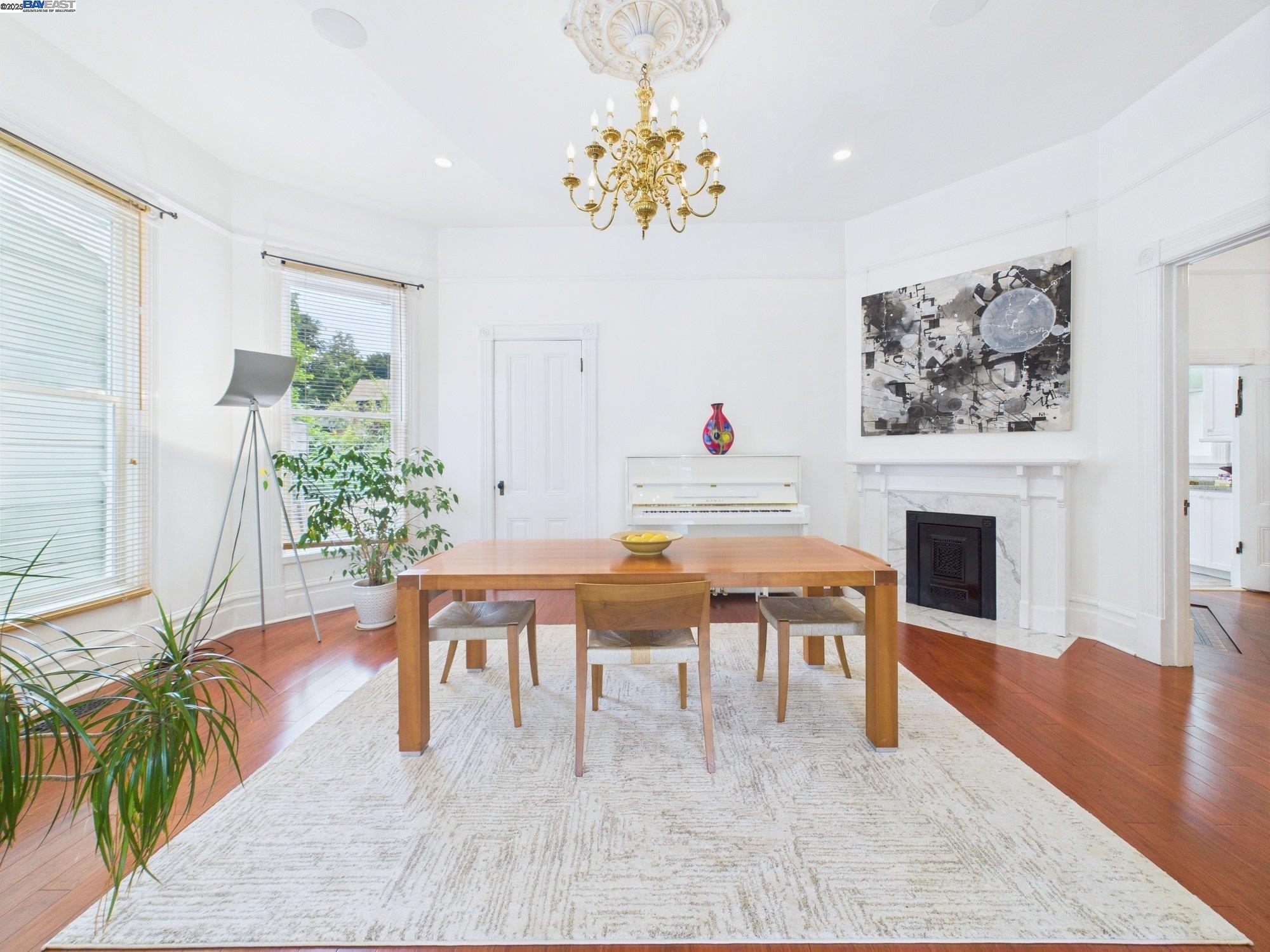 1709 Myrtle St, Oakland