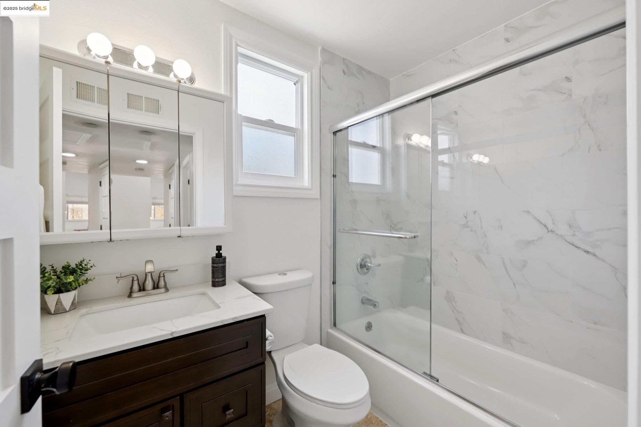 3292 Estates Ave, Pinole