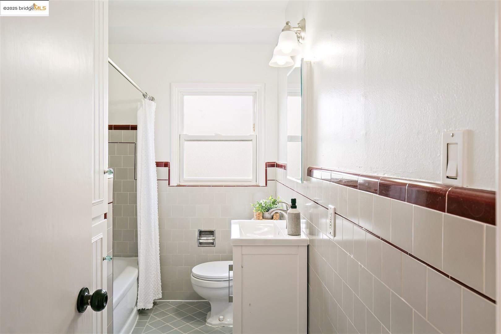 1009 Richmond st, El Cerrito