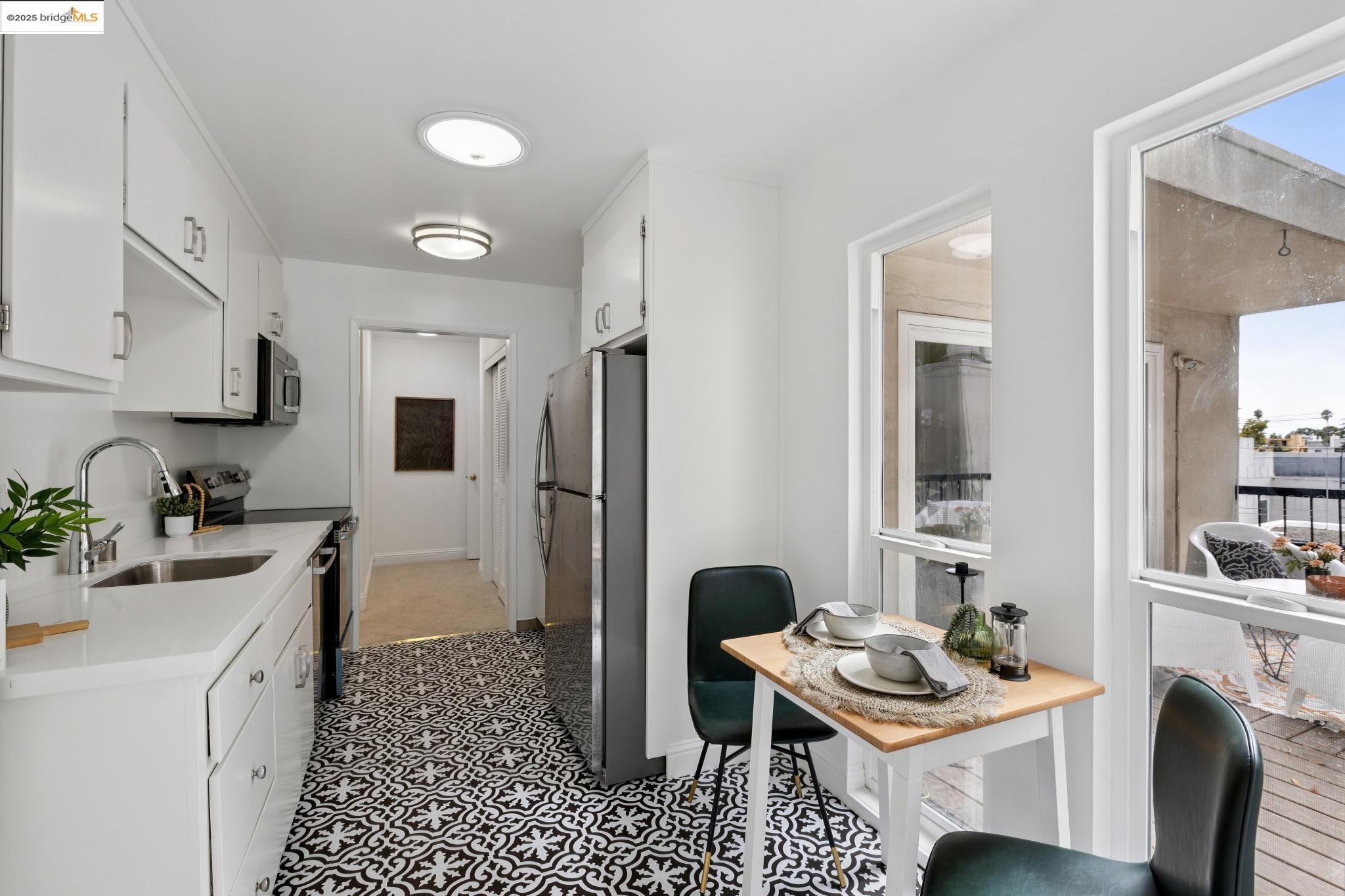 385 Jayne Ave # 401, Oakland Unit: 401