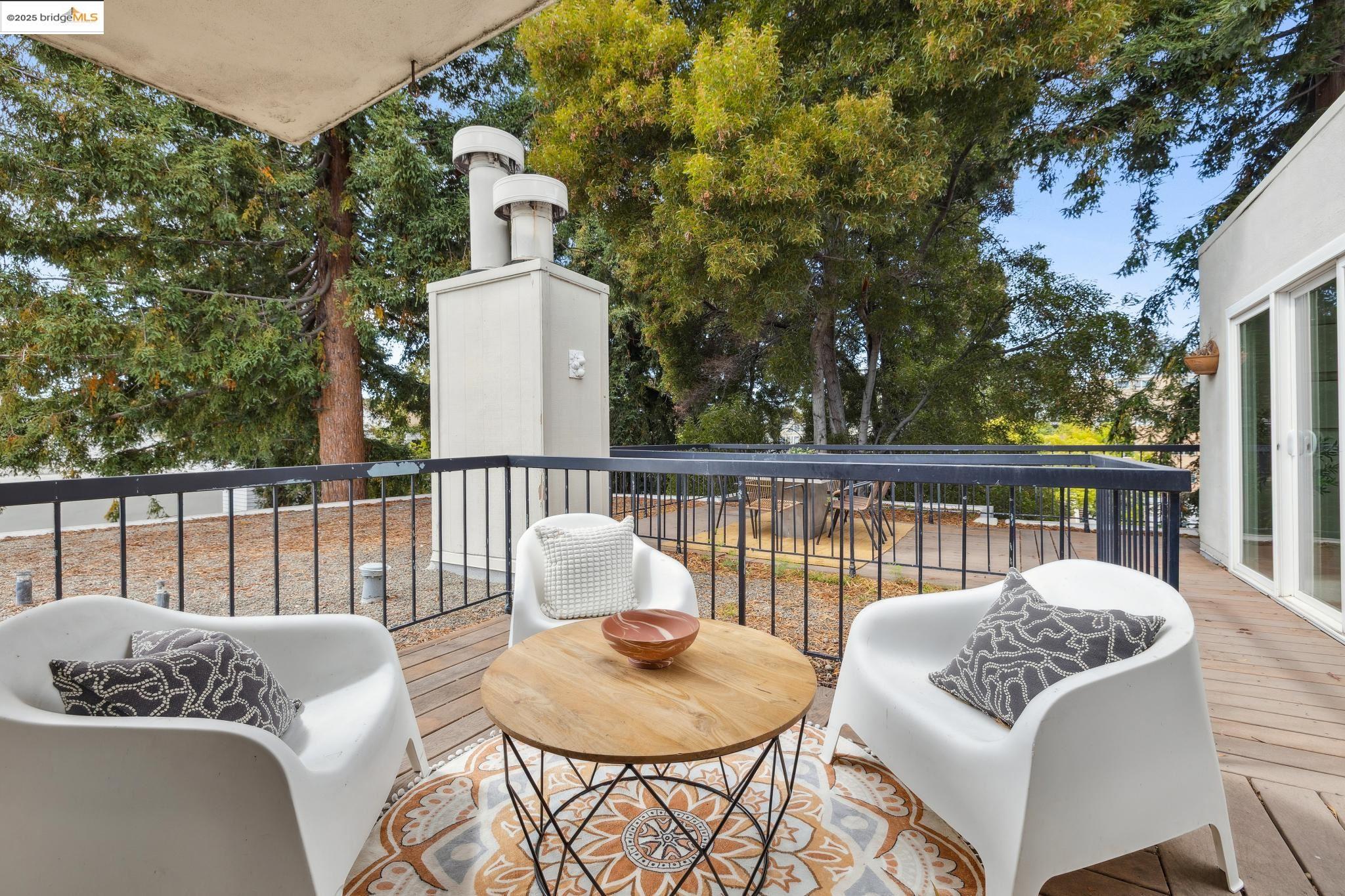 385 Jayne Ave # 401, Oakland Unit: 401