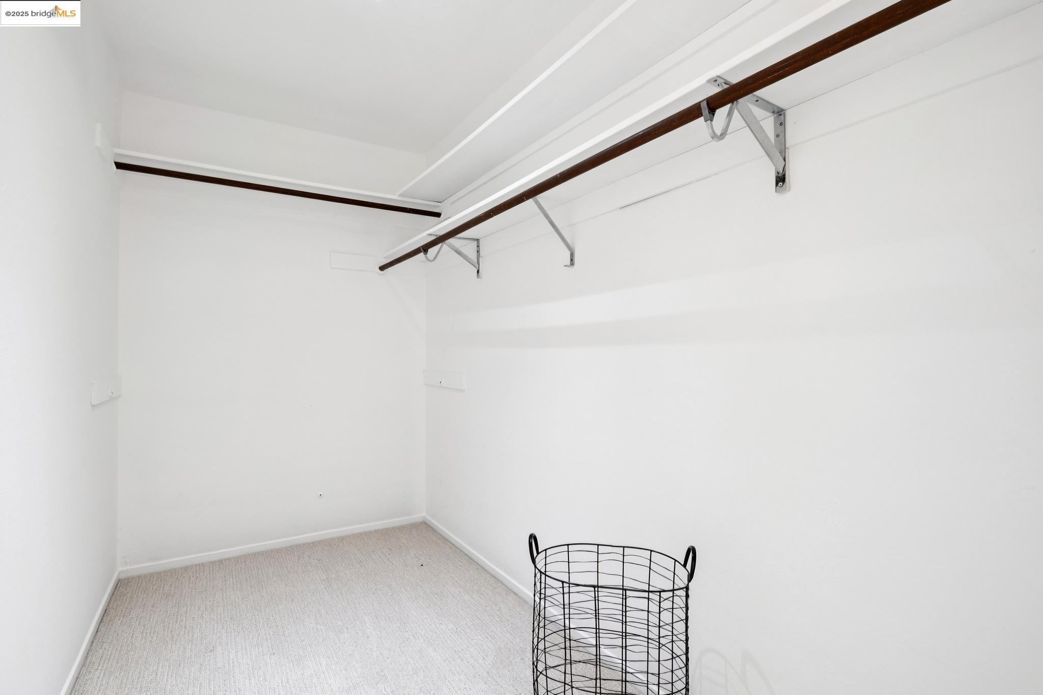 385 Jayne Ave # 401, Oakland Unit: 401