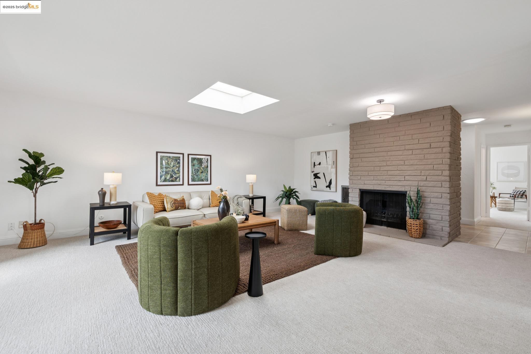 385 Jayne Ave # 401, Oakland Unit: 401