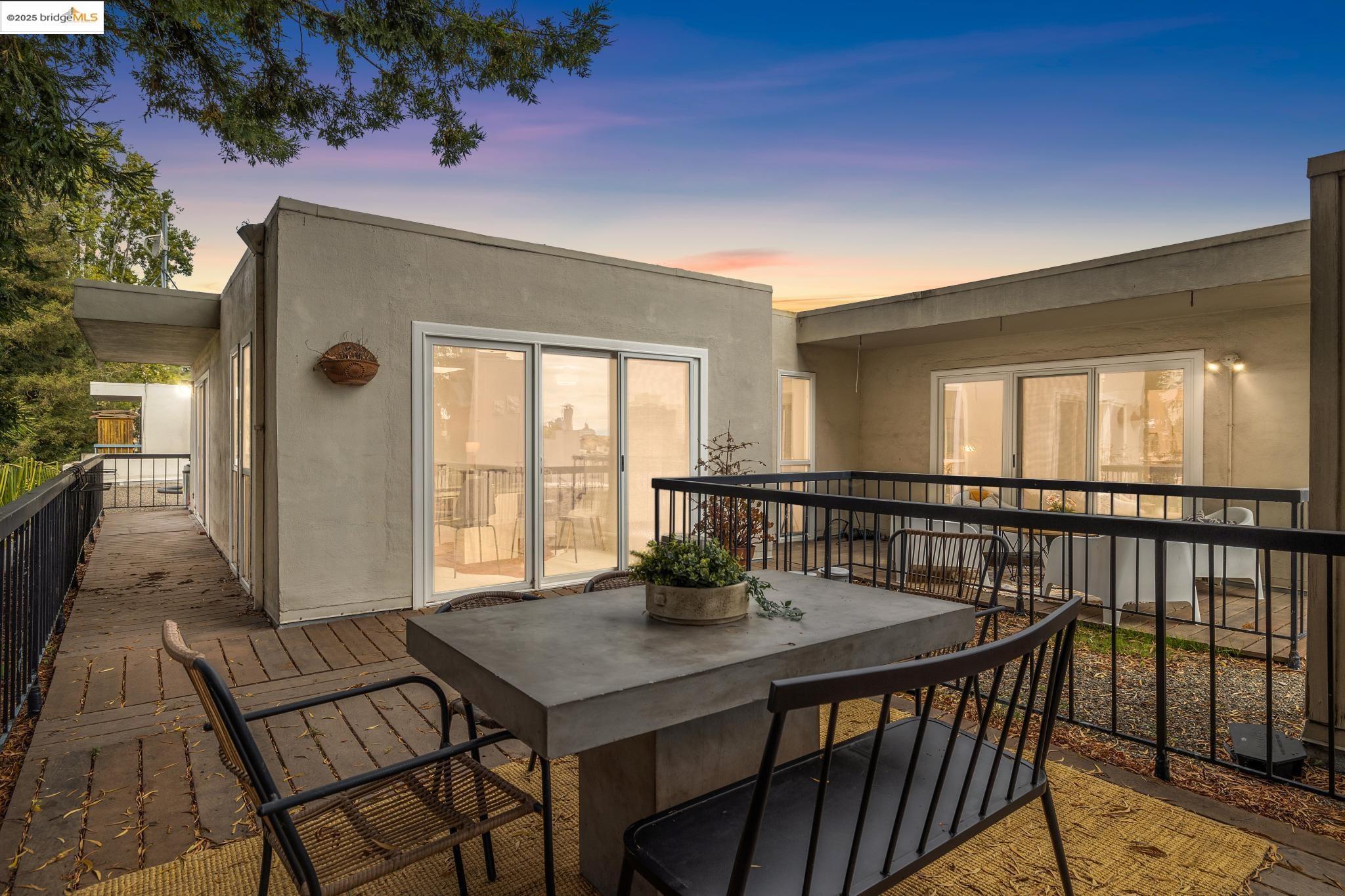 385 Jayne Ave # 401, Oakland Unit: 401