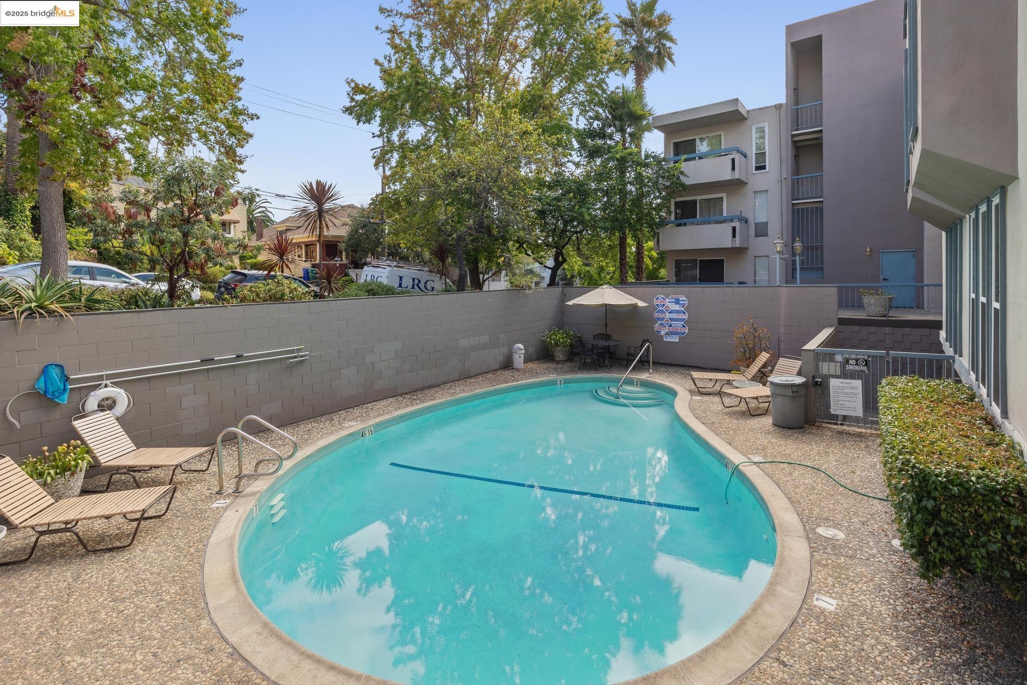 385 Jayne Ave # 401, Oakland Unit: 401