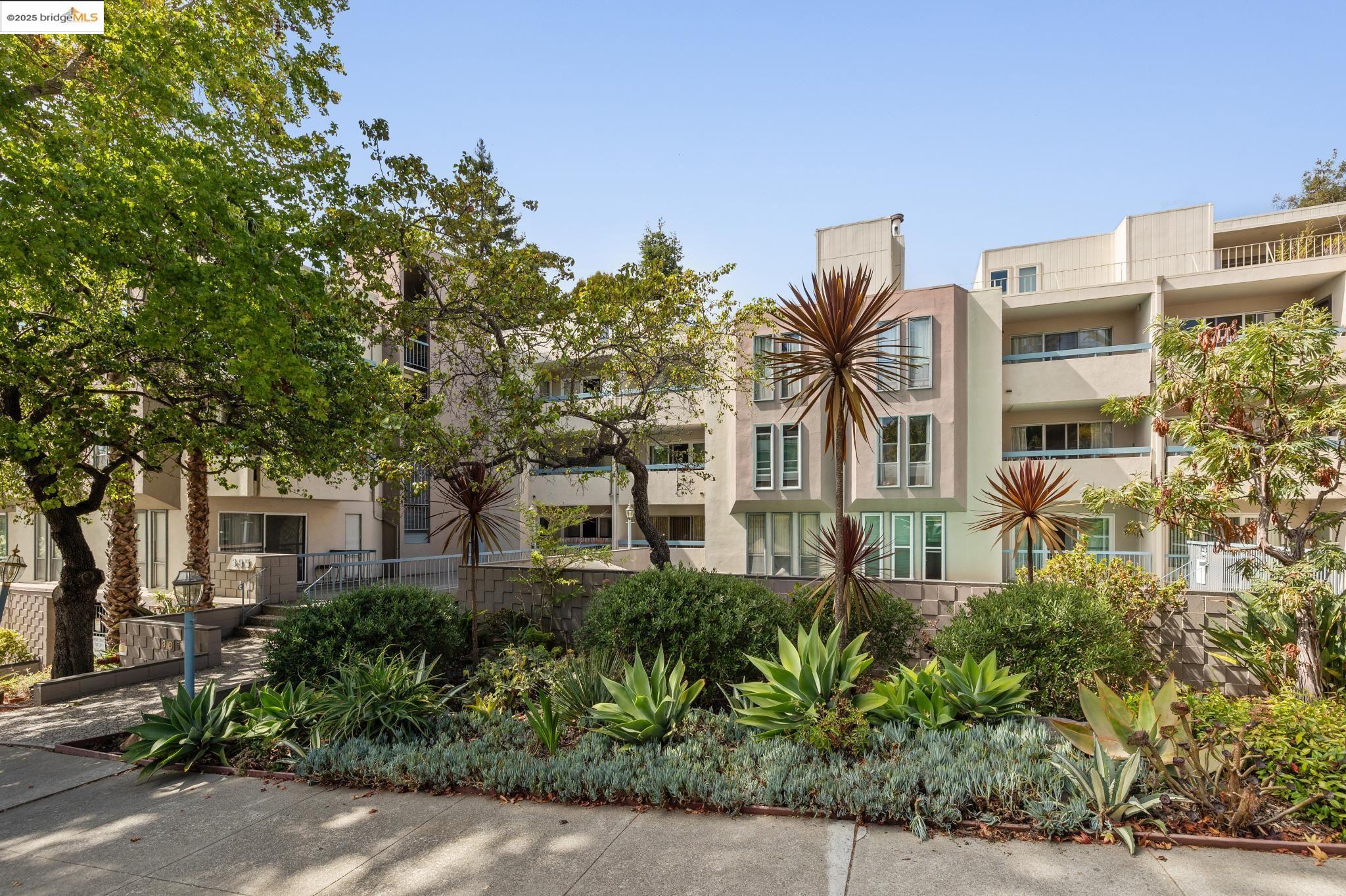 385 Jayne Ave # 401, Oakland Unit: 401