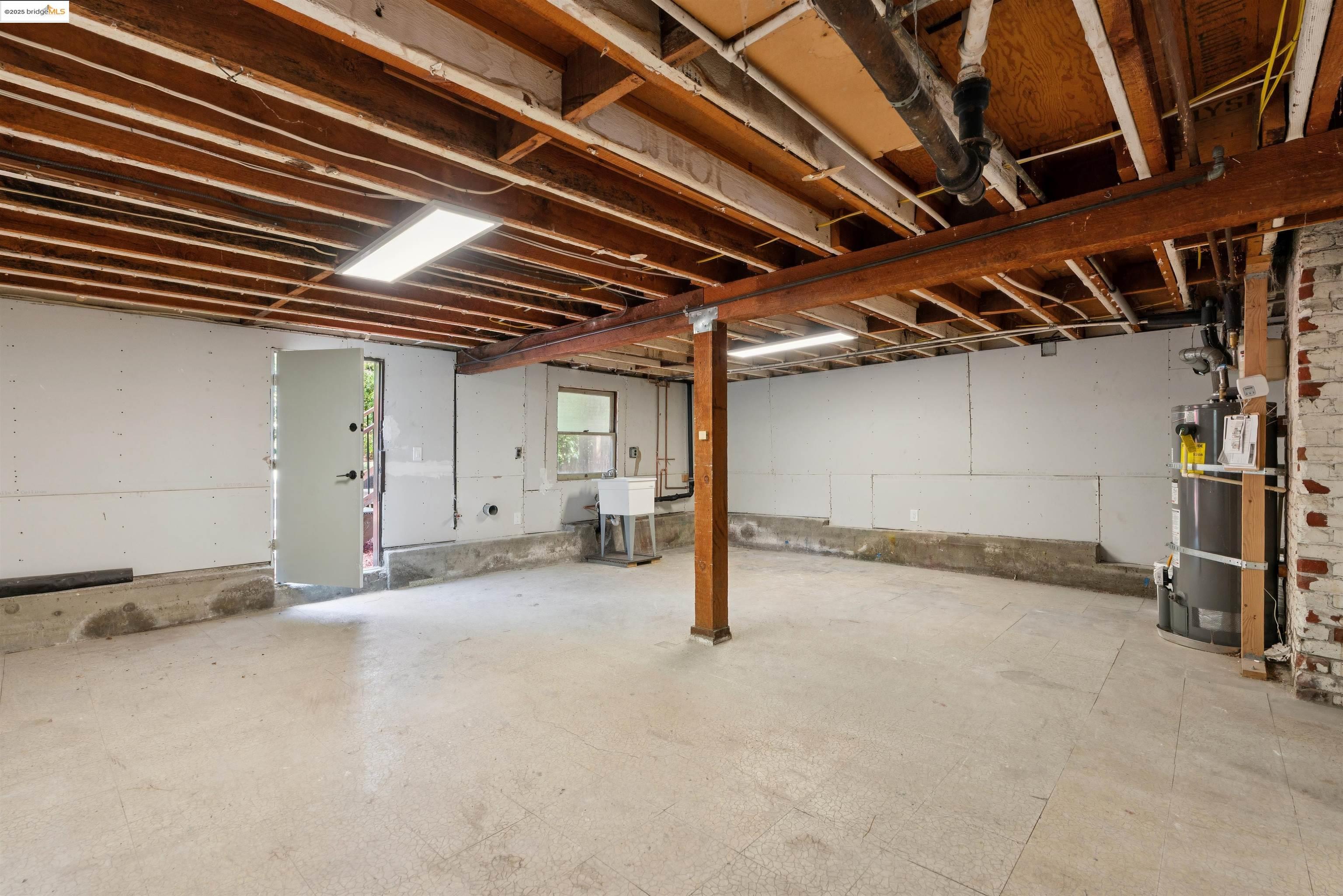 686 41St St, Oakland