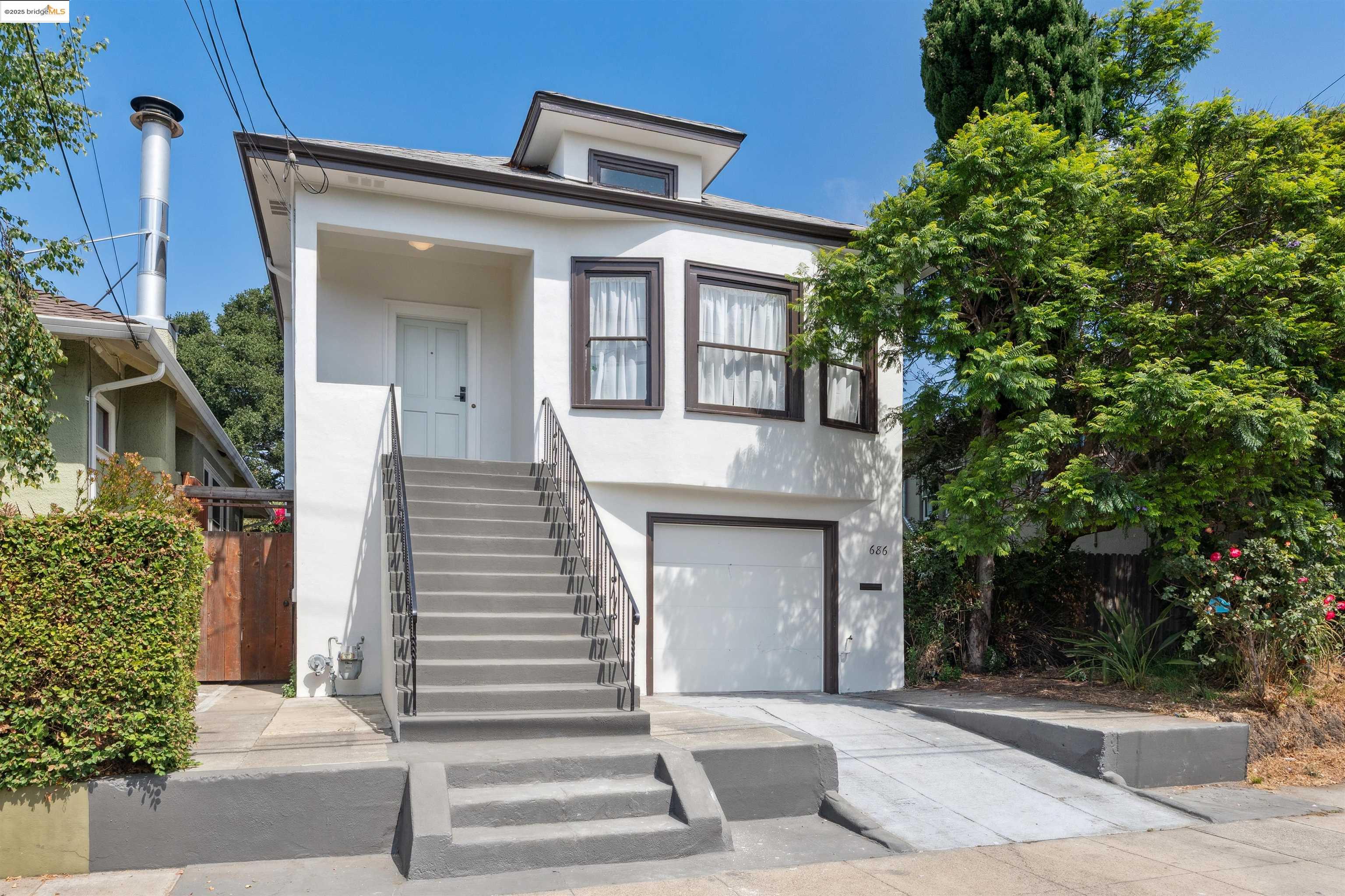 686 41St St, Oakland