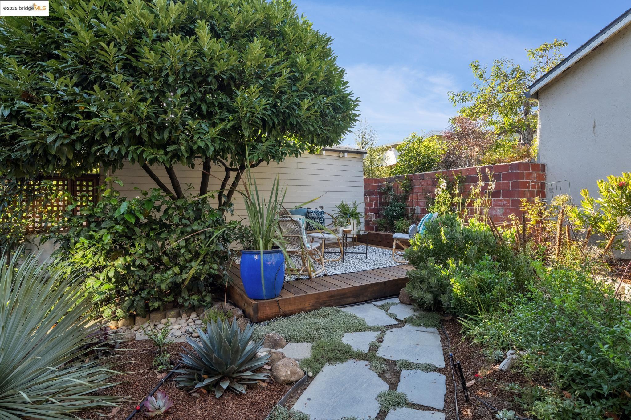 1865 San Pedro Ave