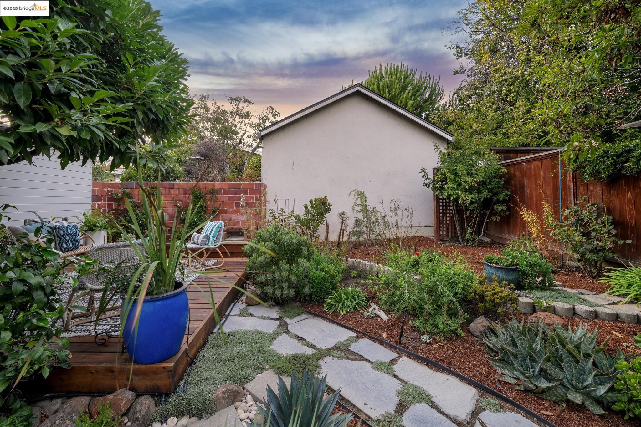 1865 San Pedro Ave