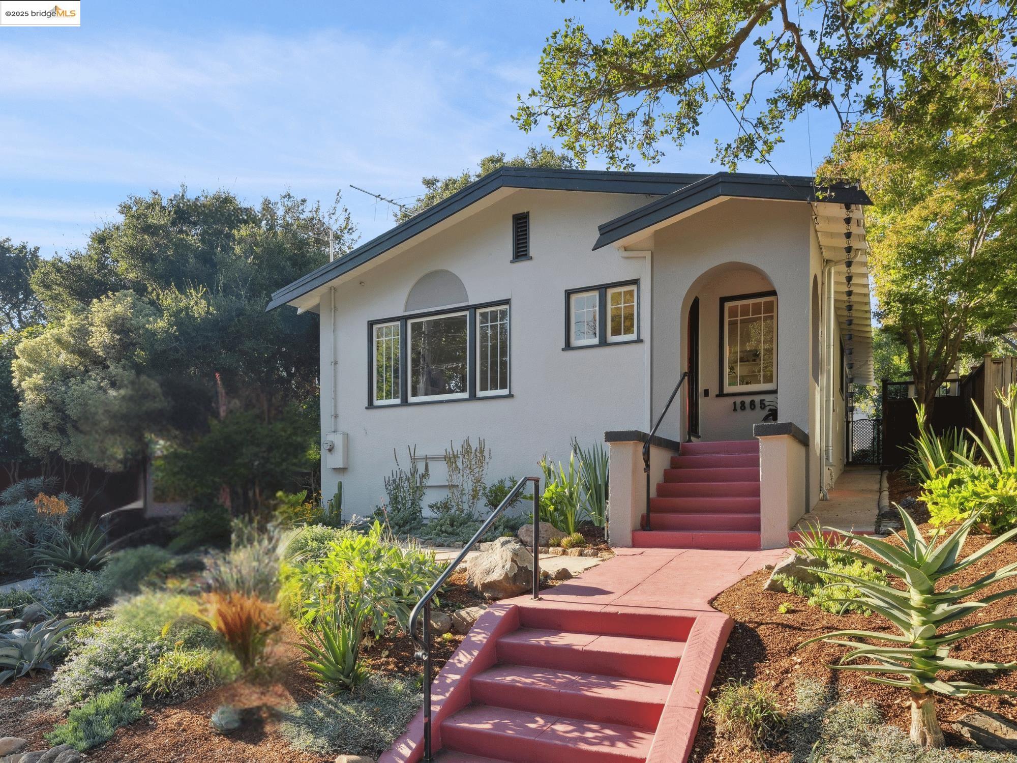 1865 San Pedro Ave