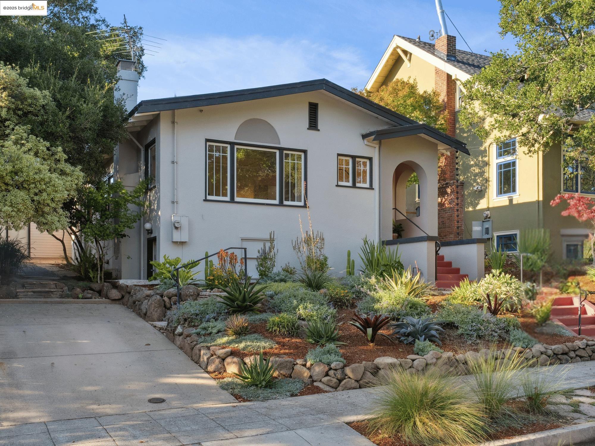 1865 San Pedro Ave