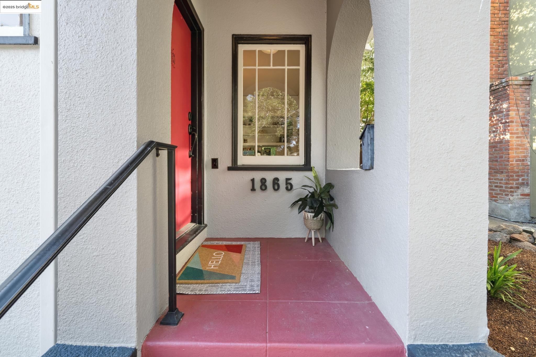 1865 San Pedro Ave