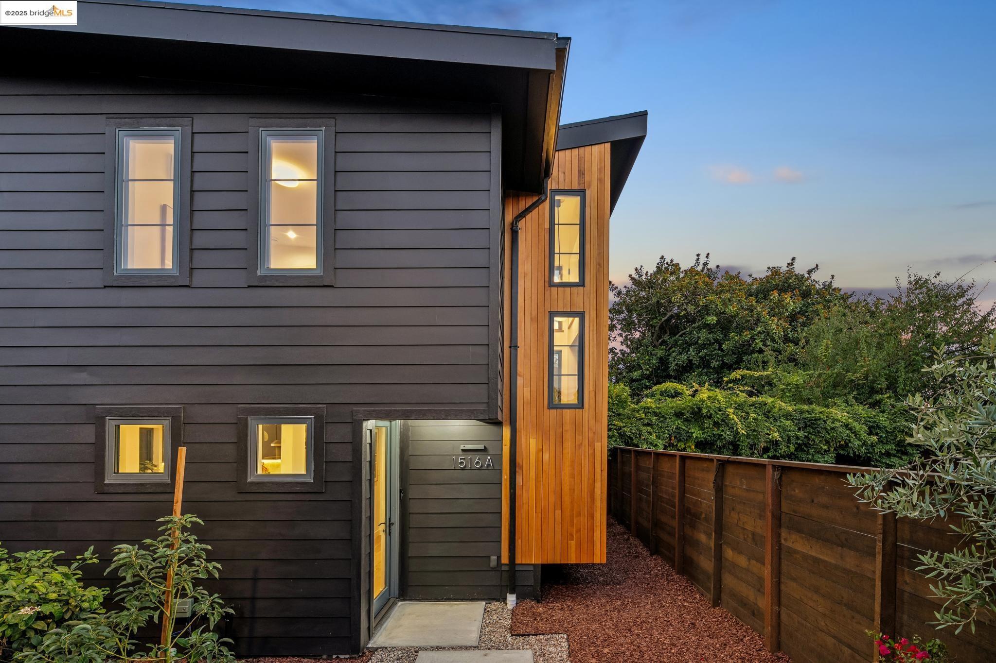 1516 A Blake St, Berkeley