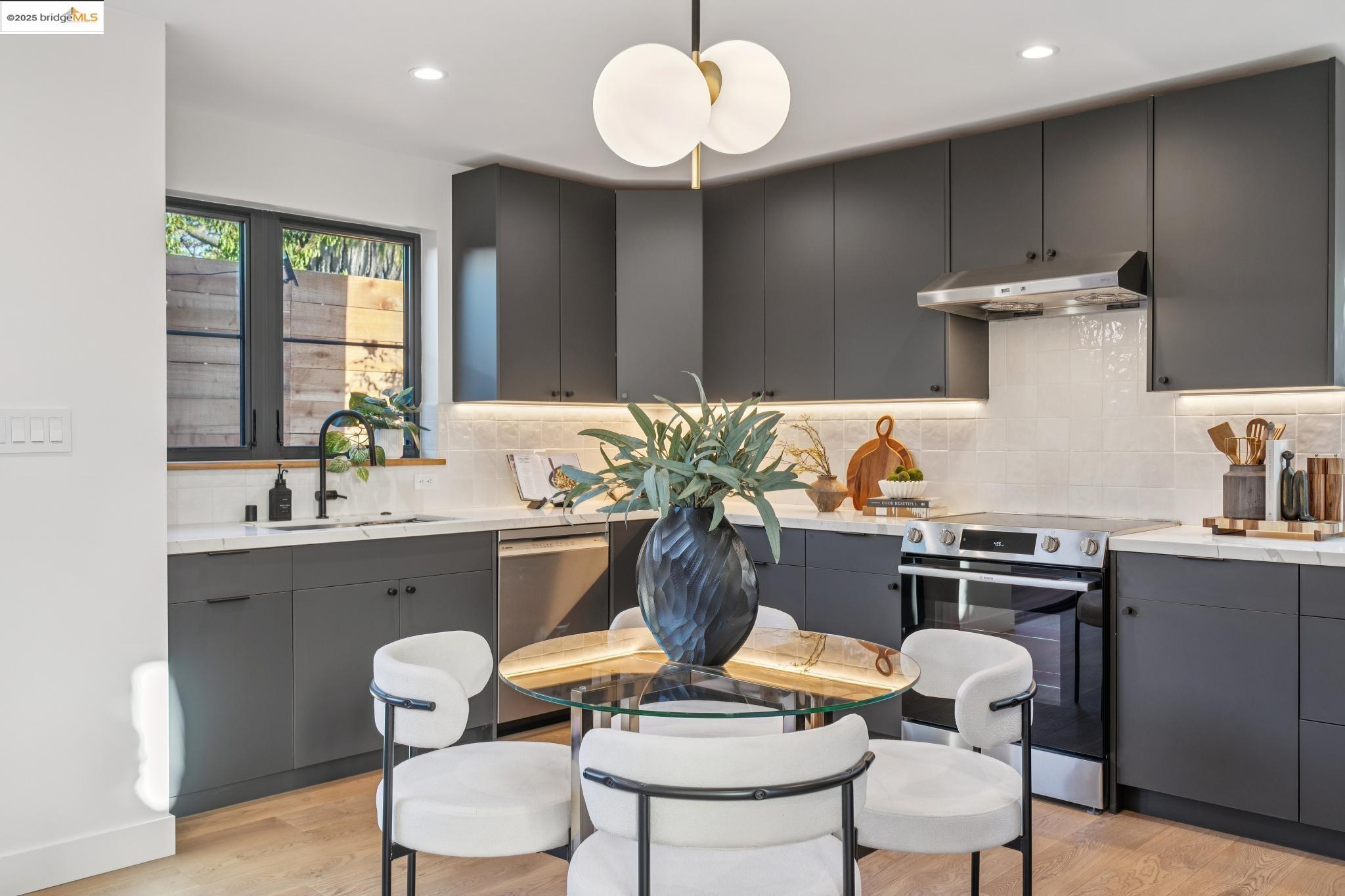 1516 Blake St # A, Berkeley Unit: A