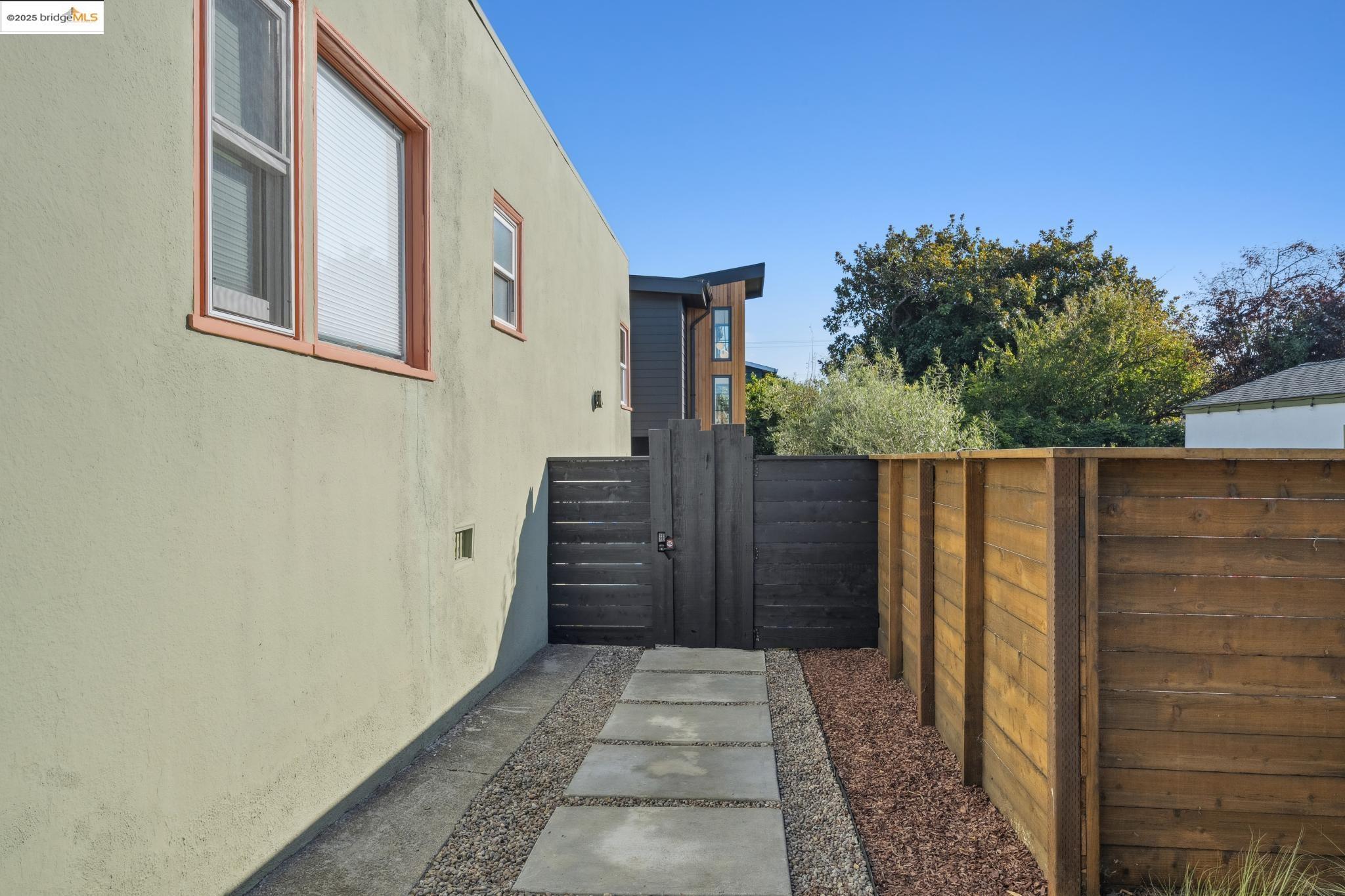 1516 Blake St # A, Berkeley Unit: A