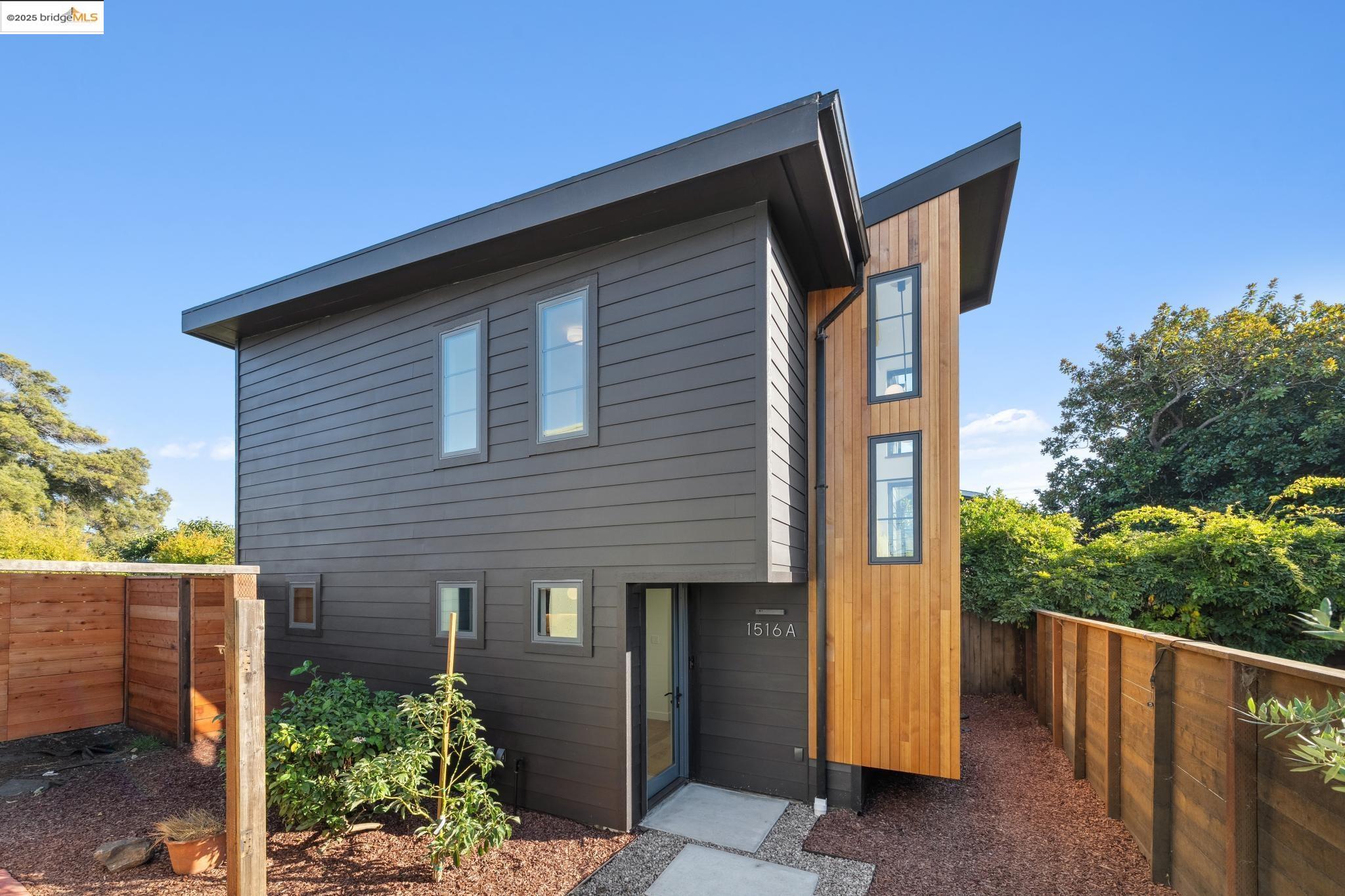 1516 Blake St # A, Berkeley Unit: A