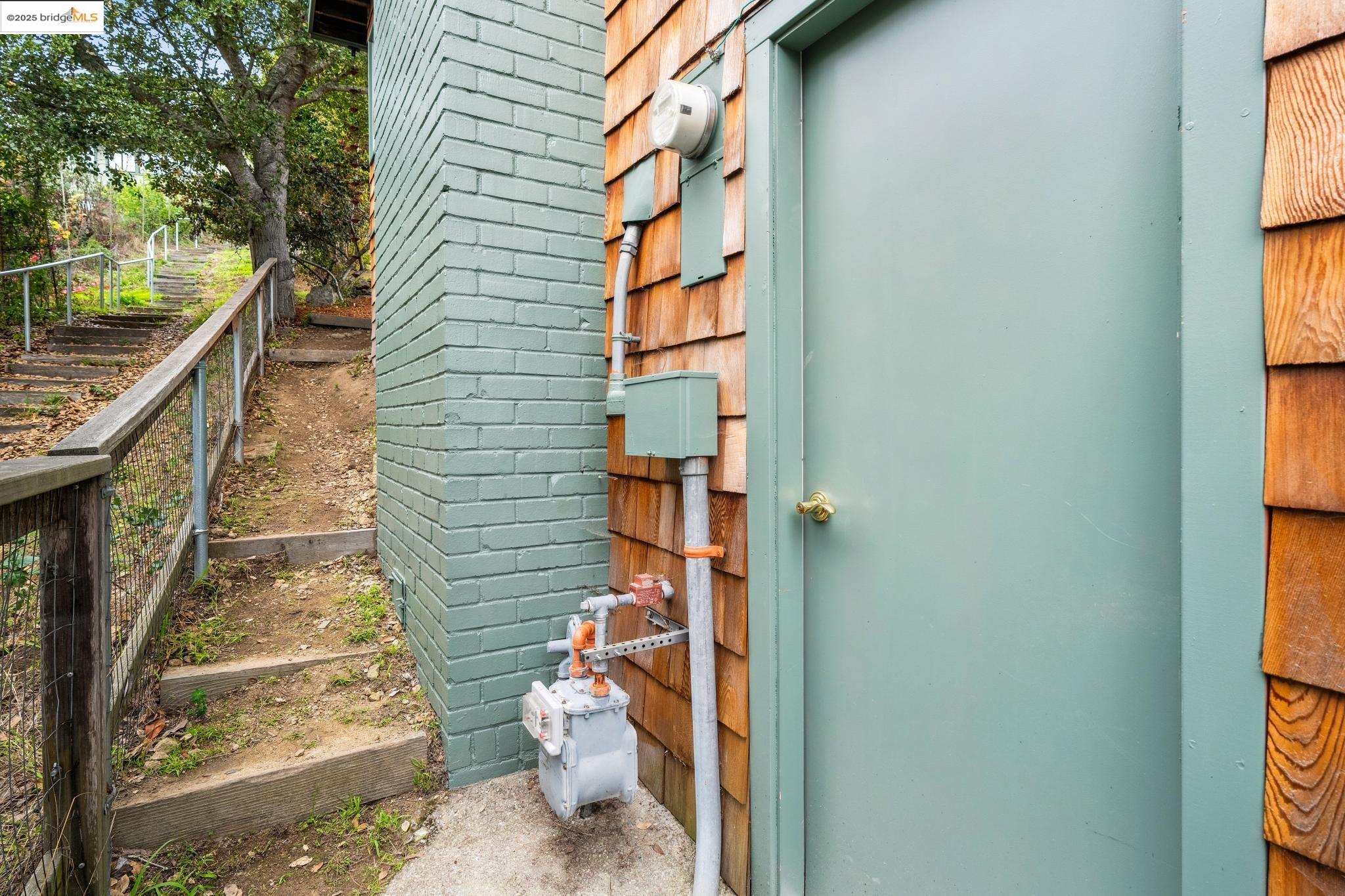 1321 Grizzly Peak Blvd