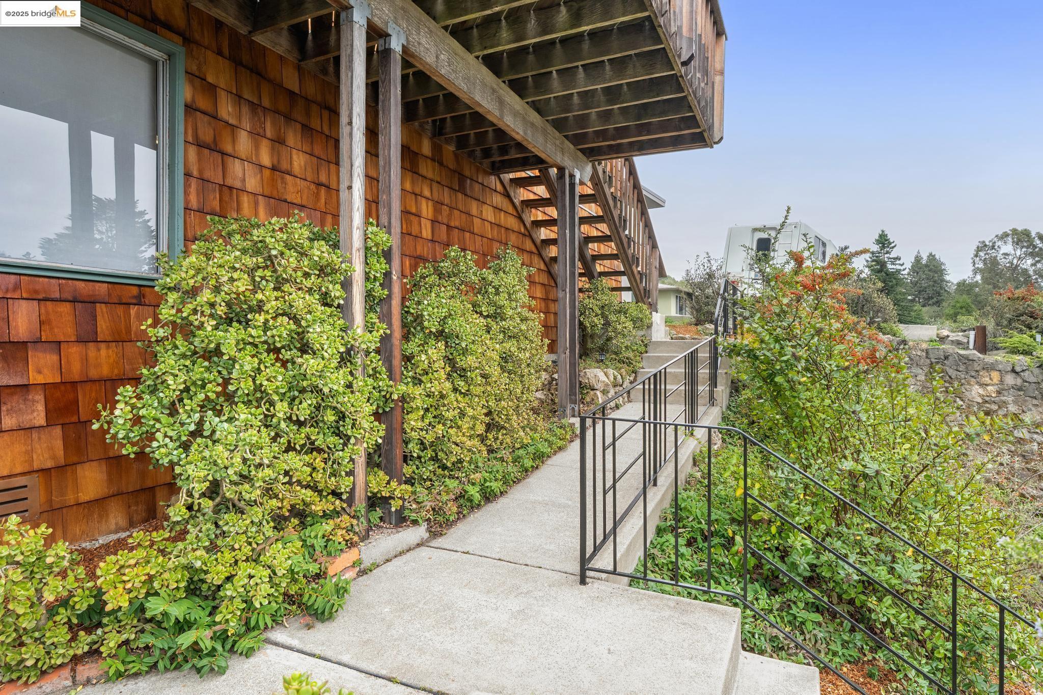 1321 Grizzly Peak Blvd