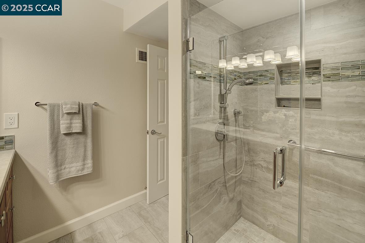 2748 Ptarmigan Dr. # 6