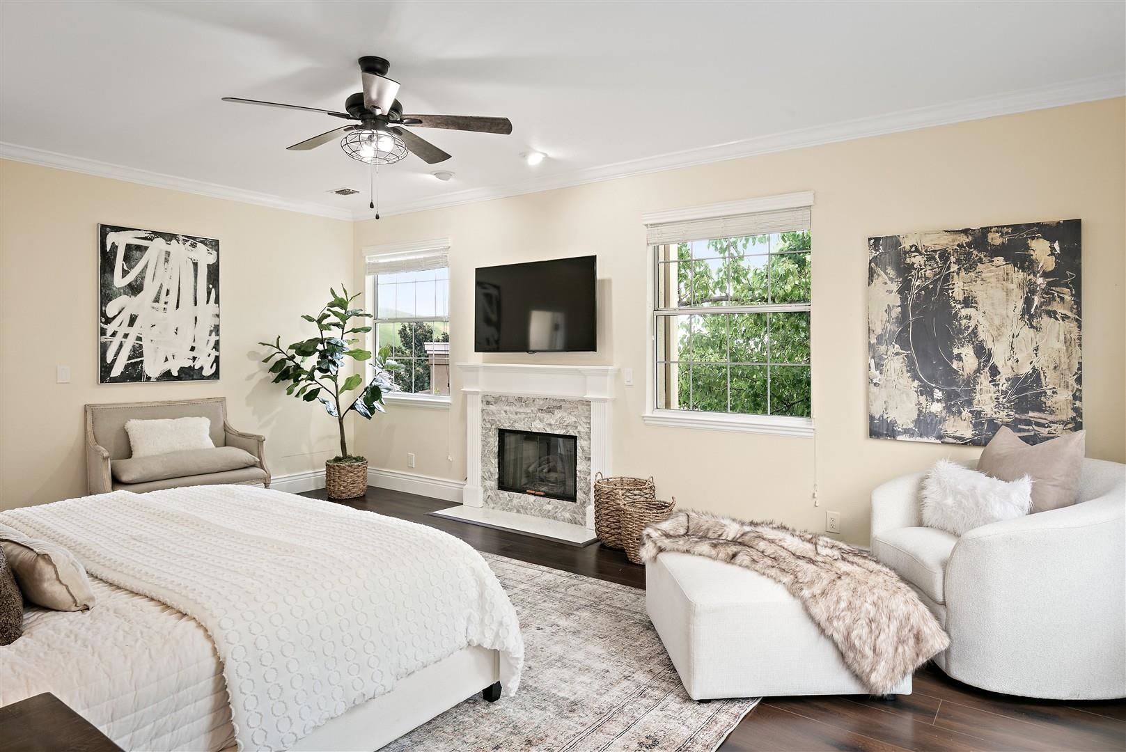 3266 Congressional Cir