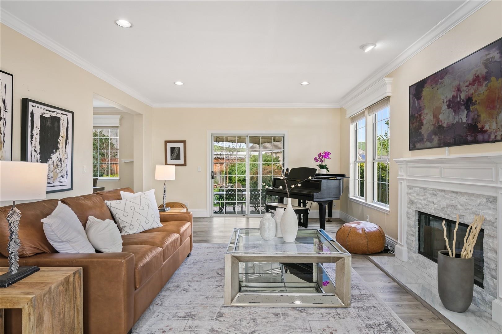 3266 Congressional Cir