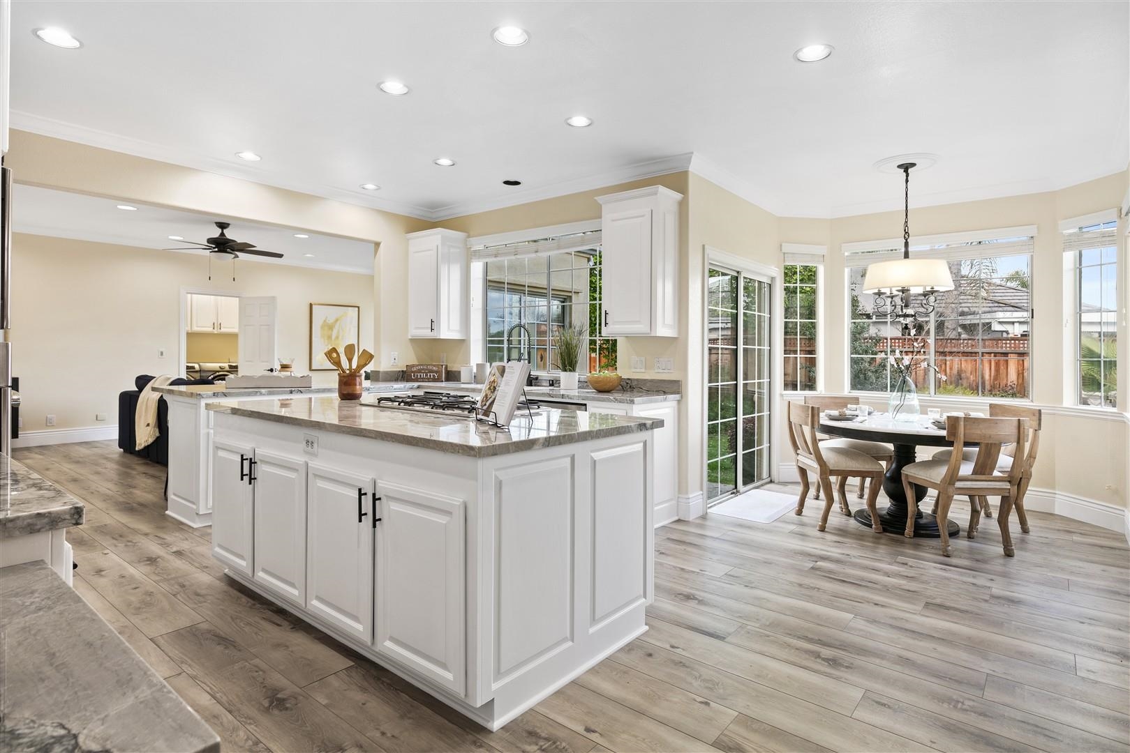 3266 Congressional Cir