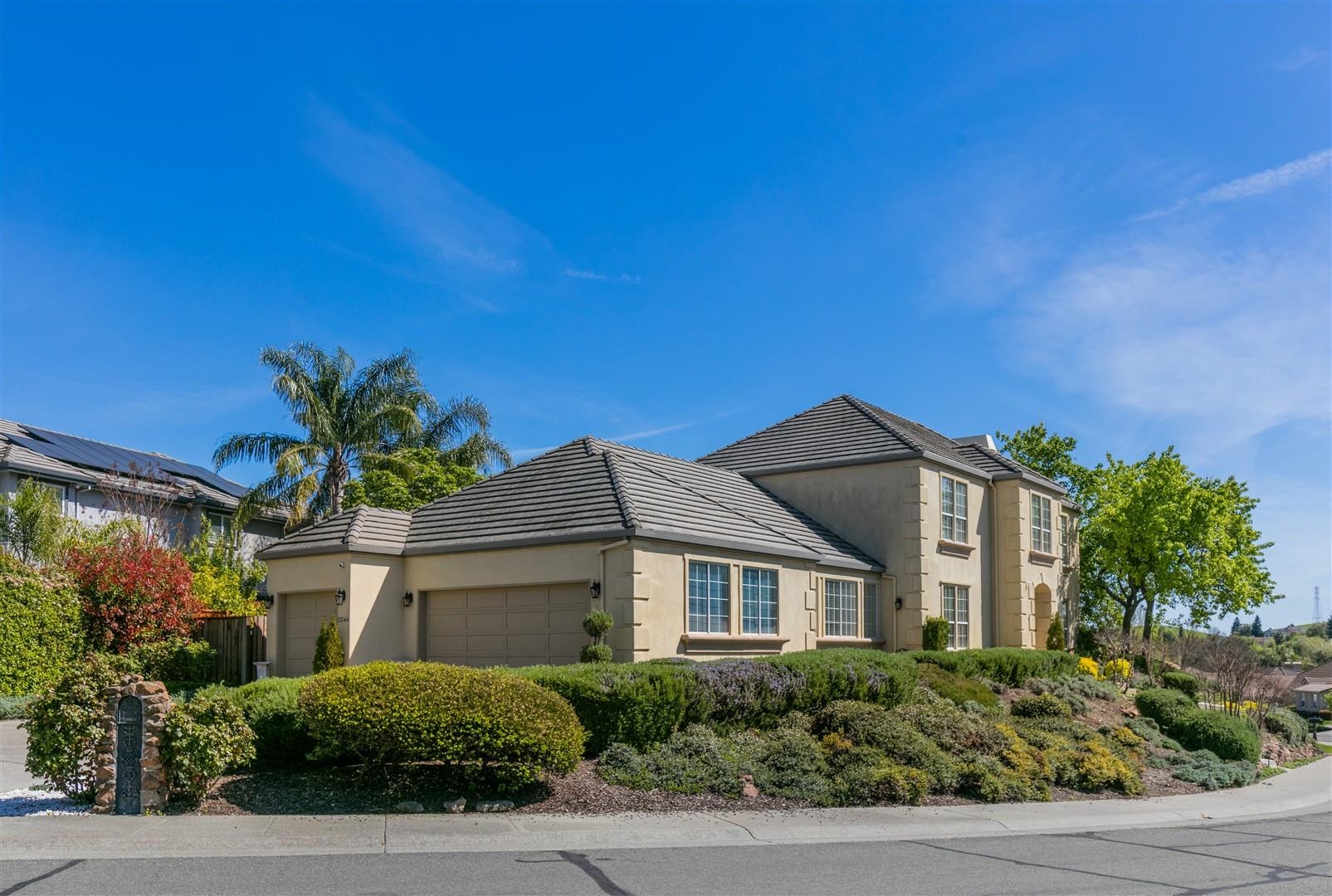 3266 Congressional Cir