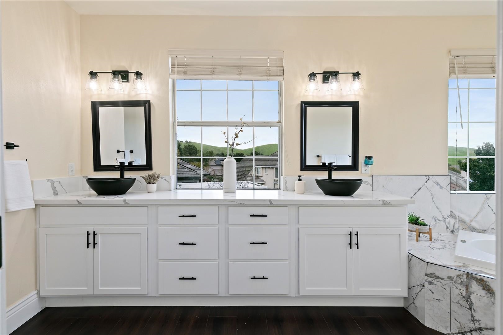 3266 Congressional Cir