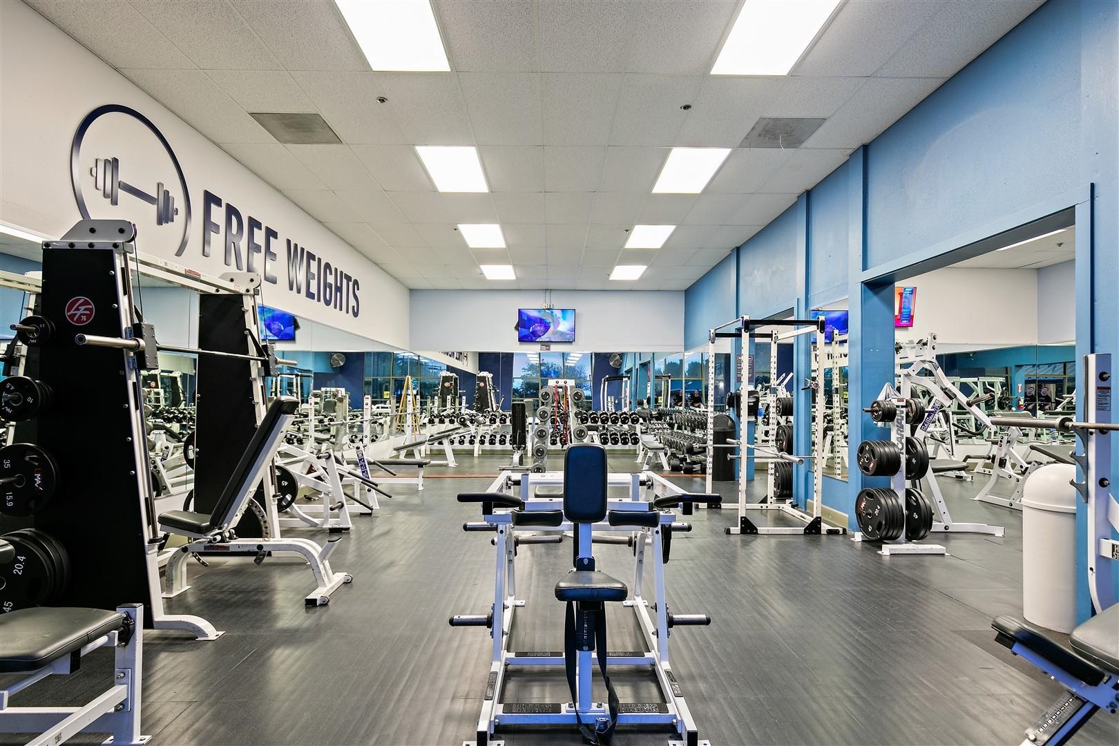 3266 Congressional Cir