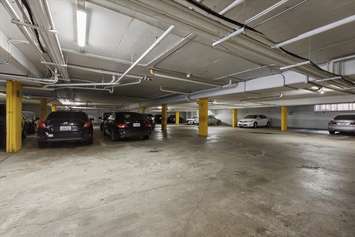 66 Fairmount Ave # 105