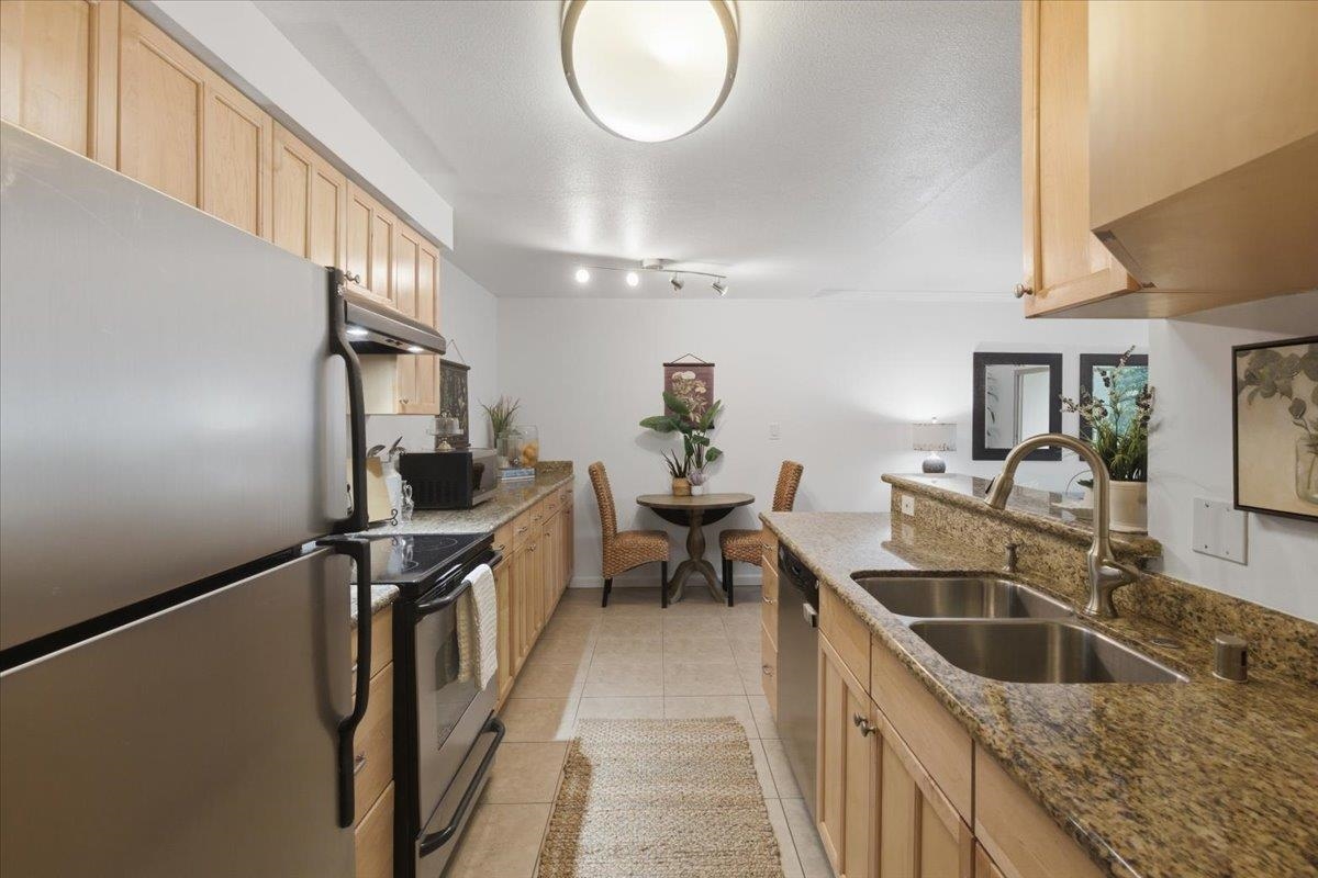 66 Fairmount Ave # 105