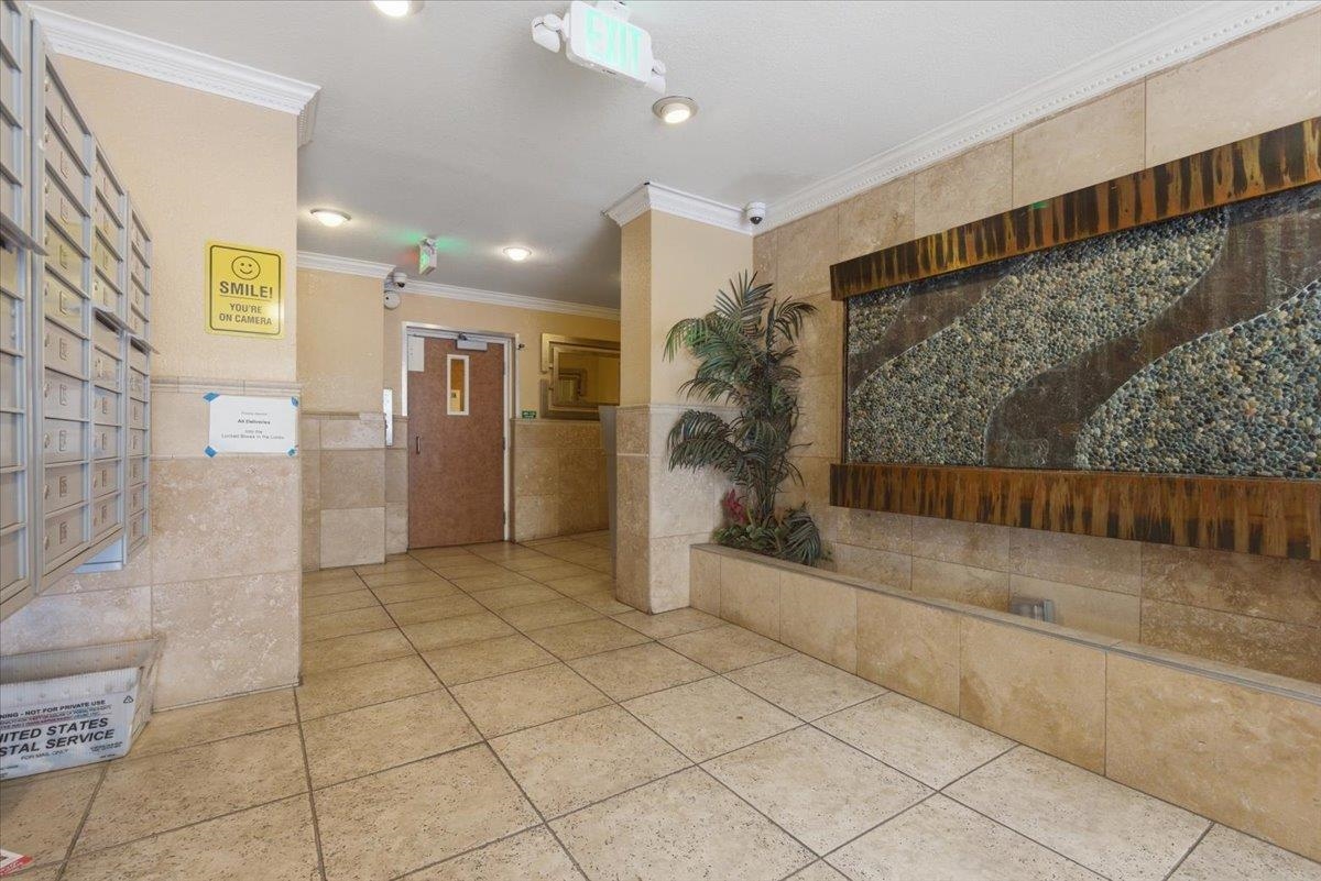 66 Fairmount Ave # 105