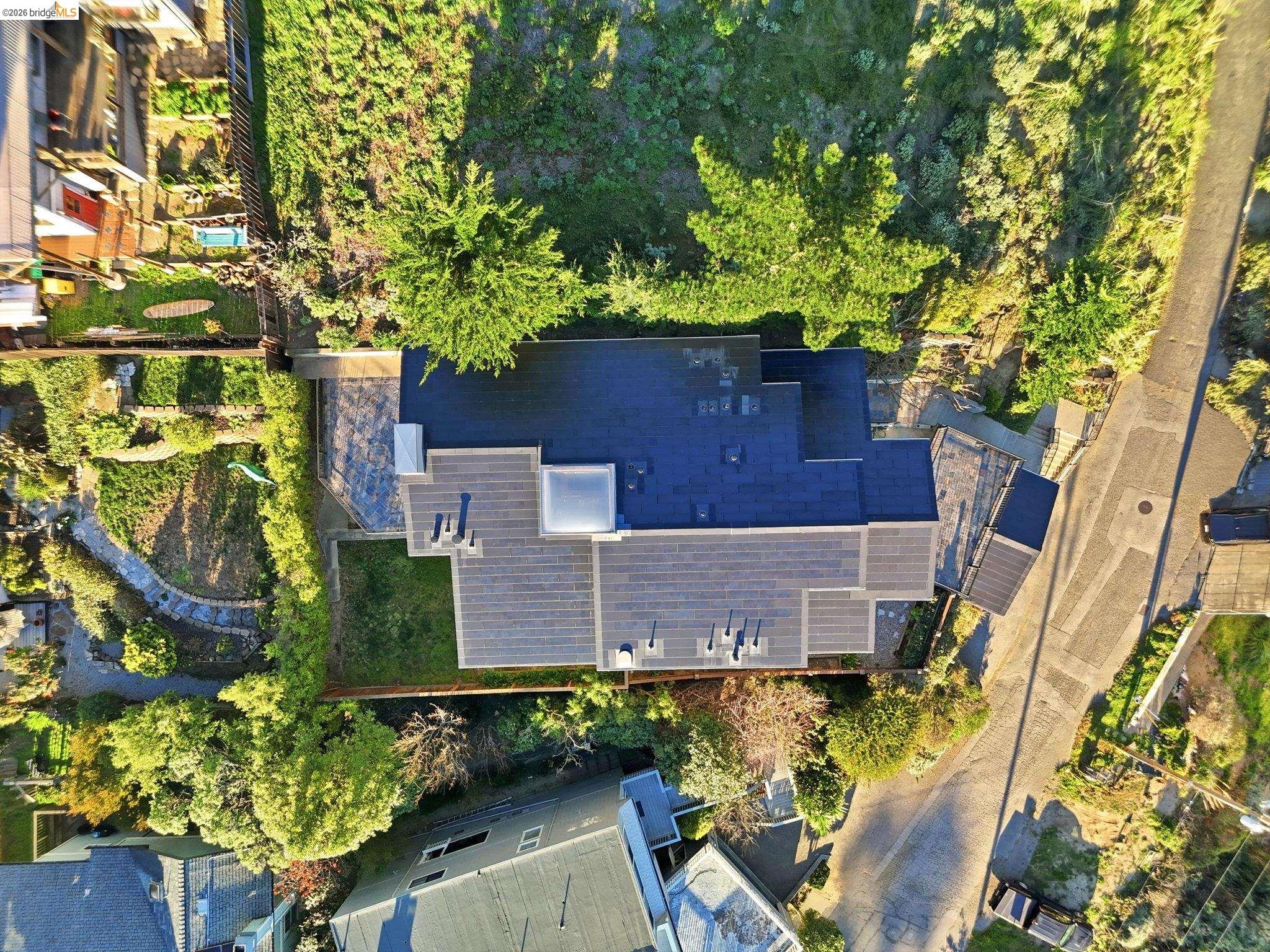 107 Dolphine Ave