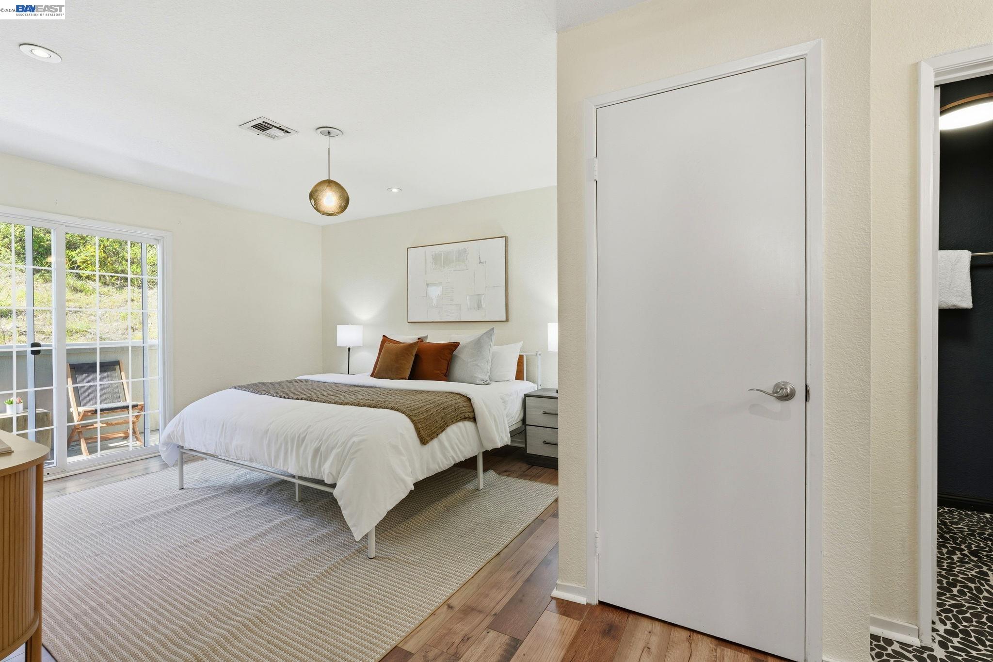 515 Canyon Oaks Dr # F