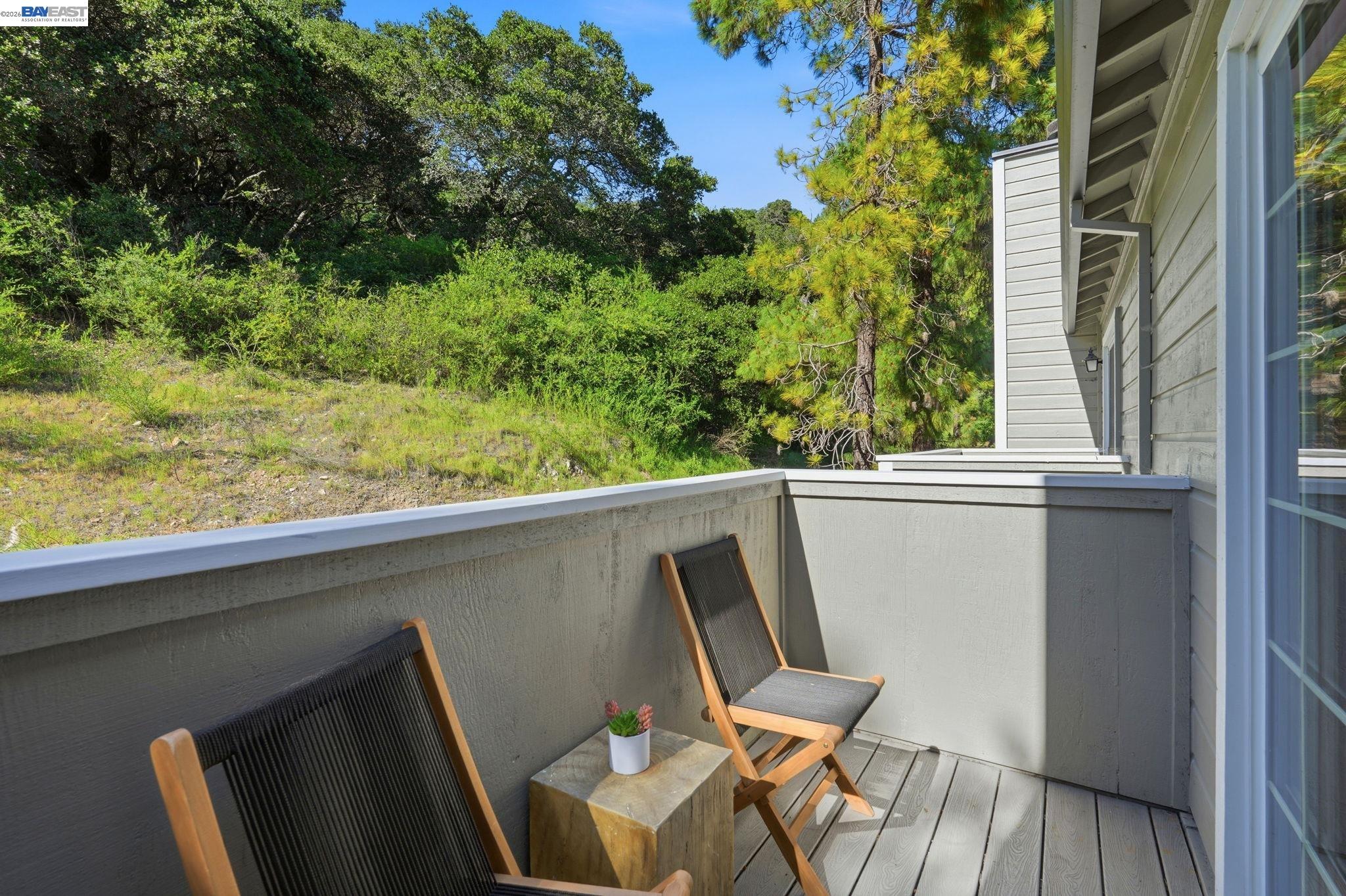 515 Canyon Oaks Dr # F