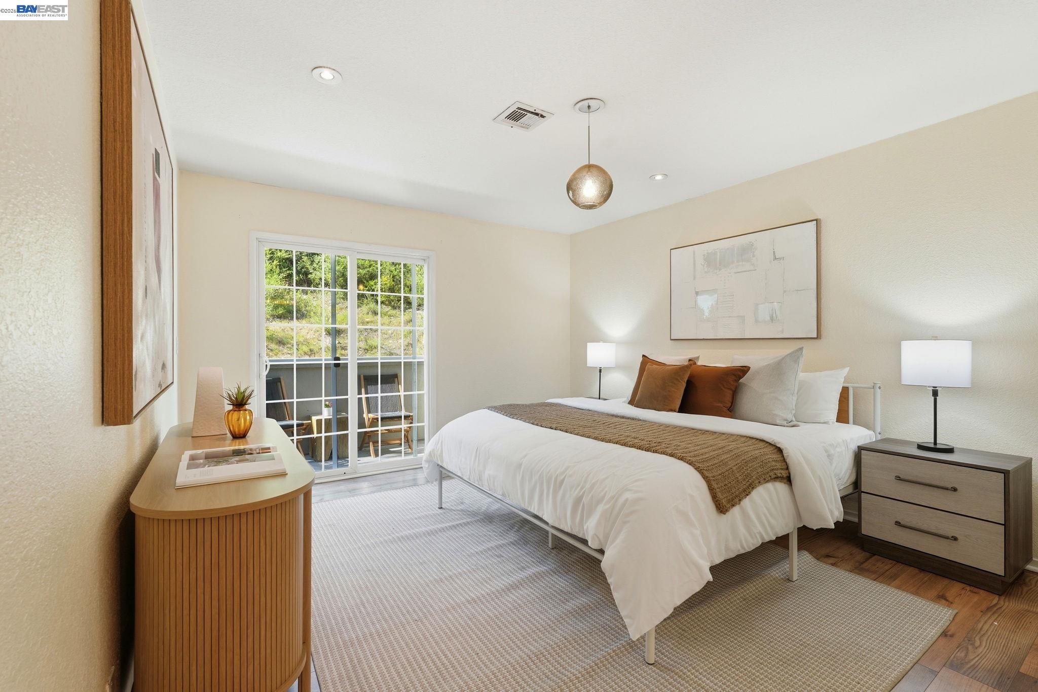 515 Canyon Oaks Dr # F